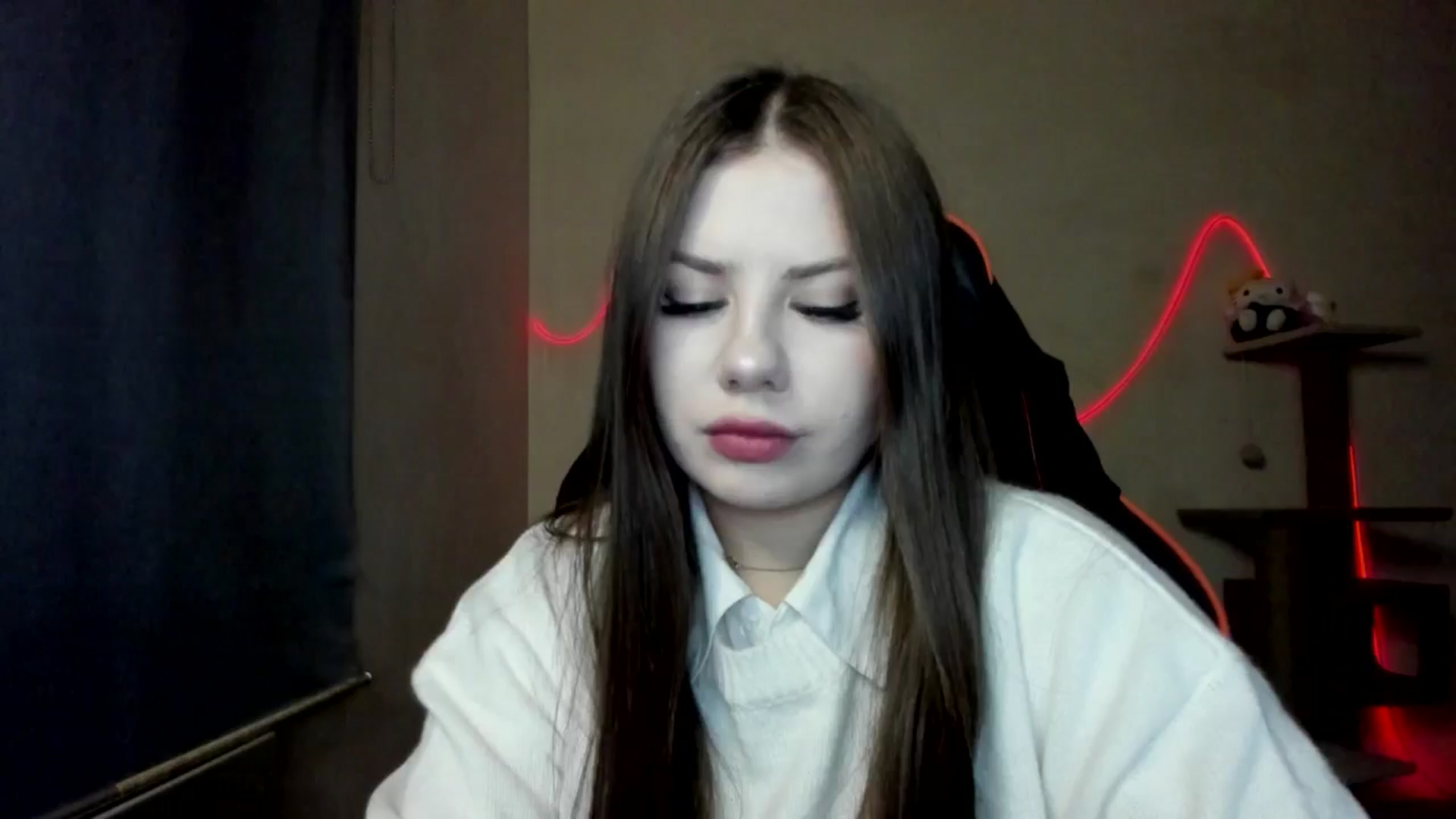 Gallery image thumbnail from FlyingDream's myfreecams stream on, 11/22/2025, 14:26 image 2 of 20
