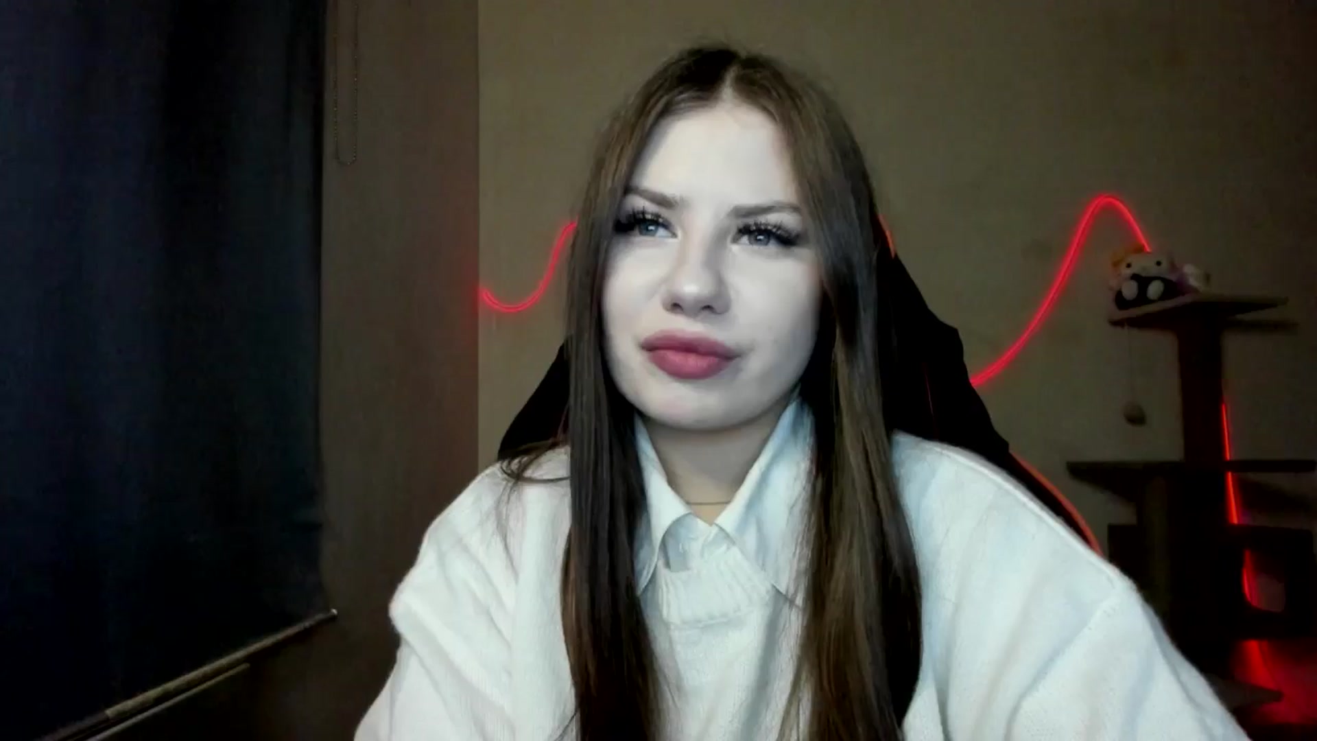 Gallery image thumbnail from FlyingDream's myfreecams stream on, 11/22/2025, 14:26 image 17 of 20