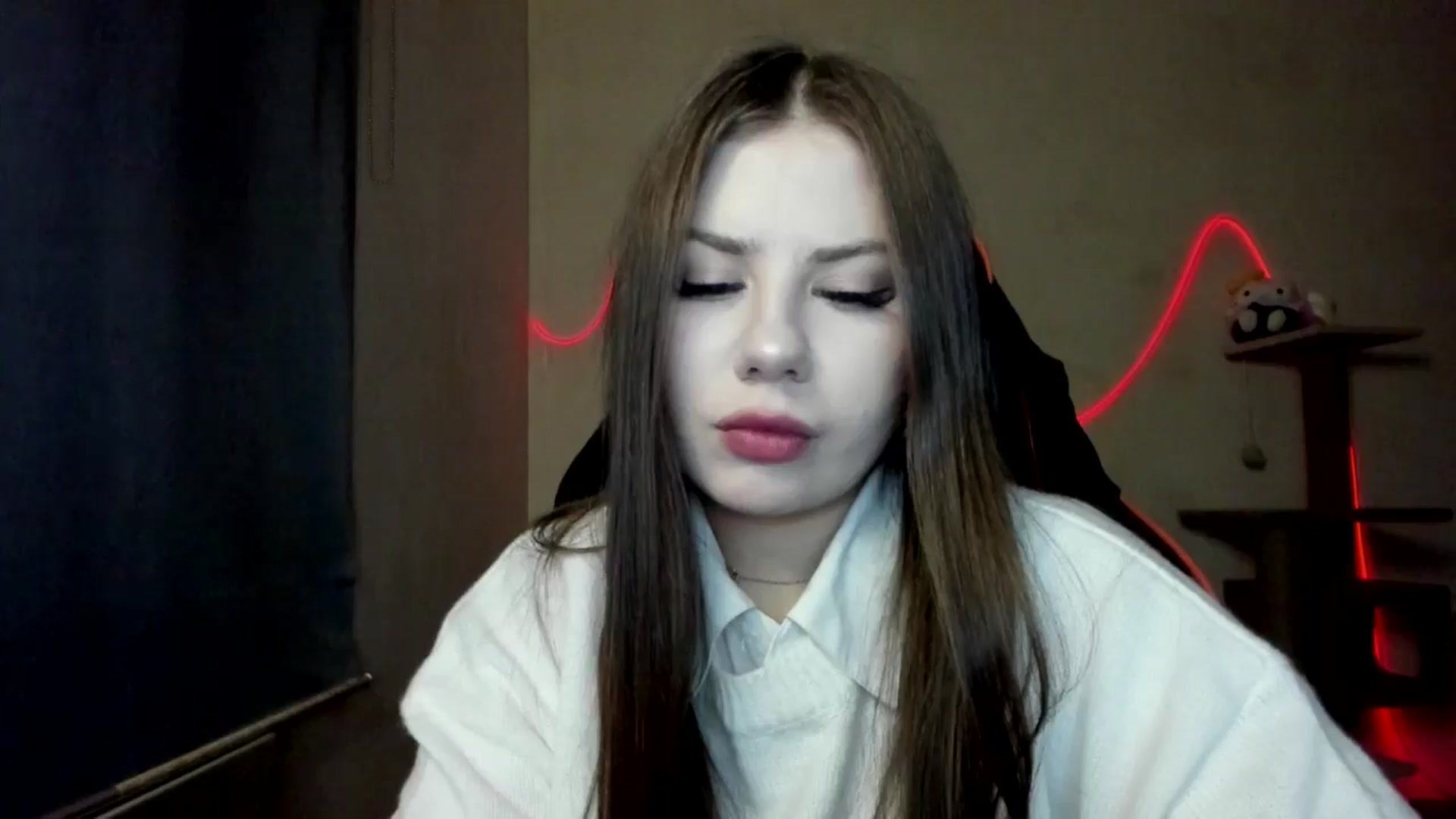 Gallery image thumbnail from FlyingDream's myfreecams stream on, 11/22/2025, 14:26 image 12 of 20