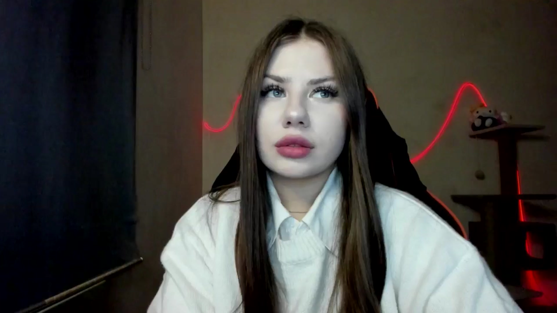 Gallery image thumbnail from FlyingDream's myfreecams stream on, 11/22/2025, 14:26 image 16 of 20