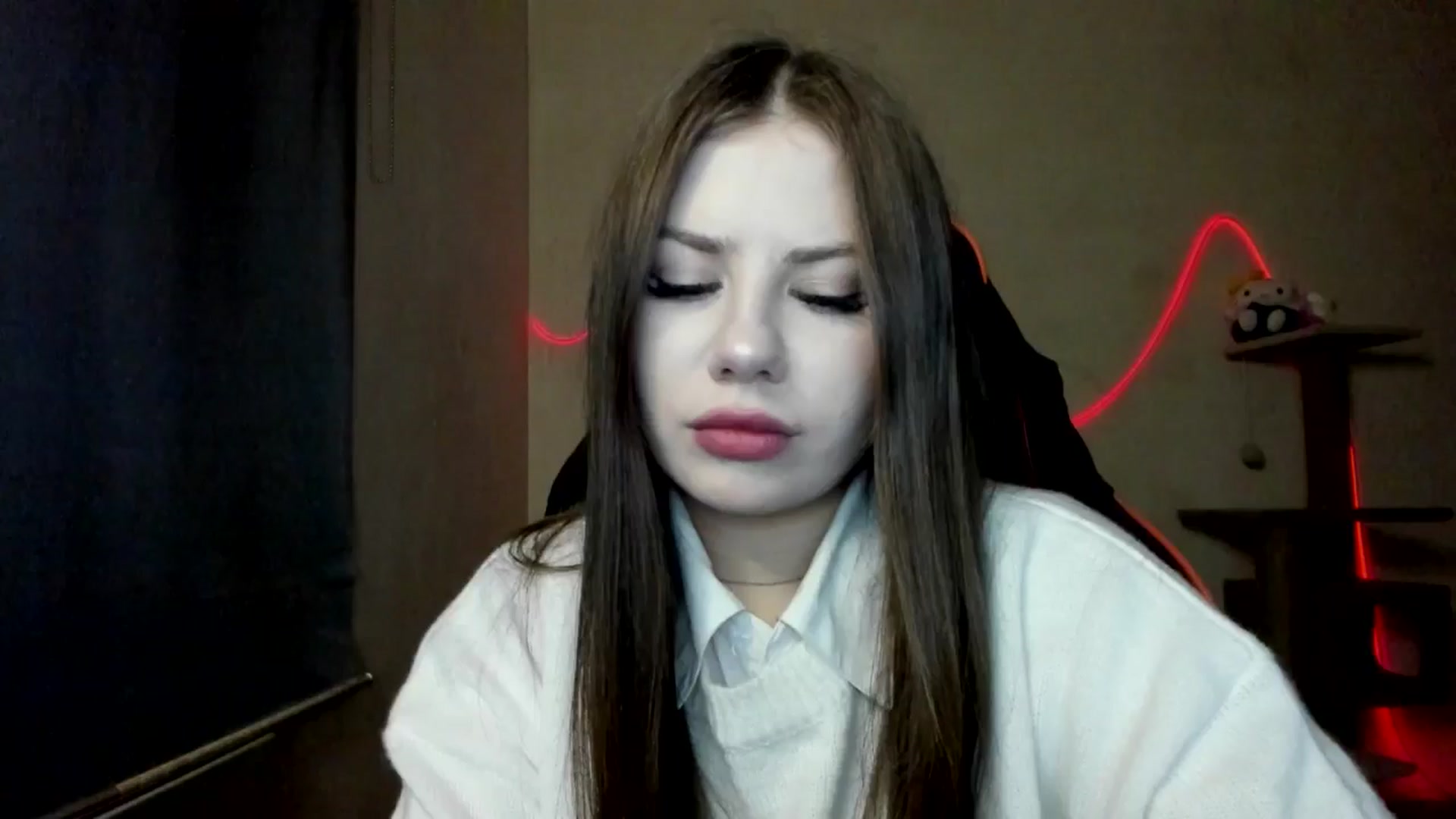 Gallery image thumbnail from FlyingDream's myfreecams stream on, 11/22/2025, 16:01 image 1 of 20