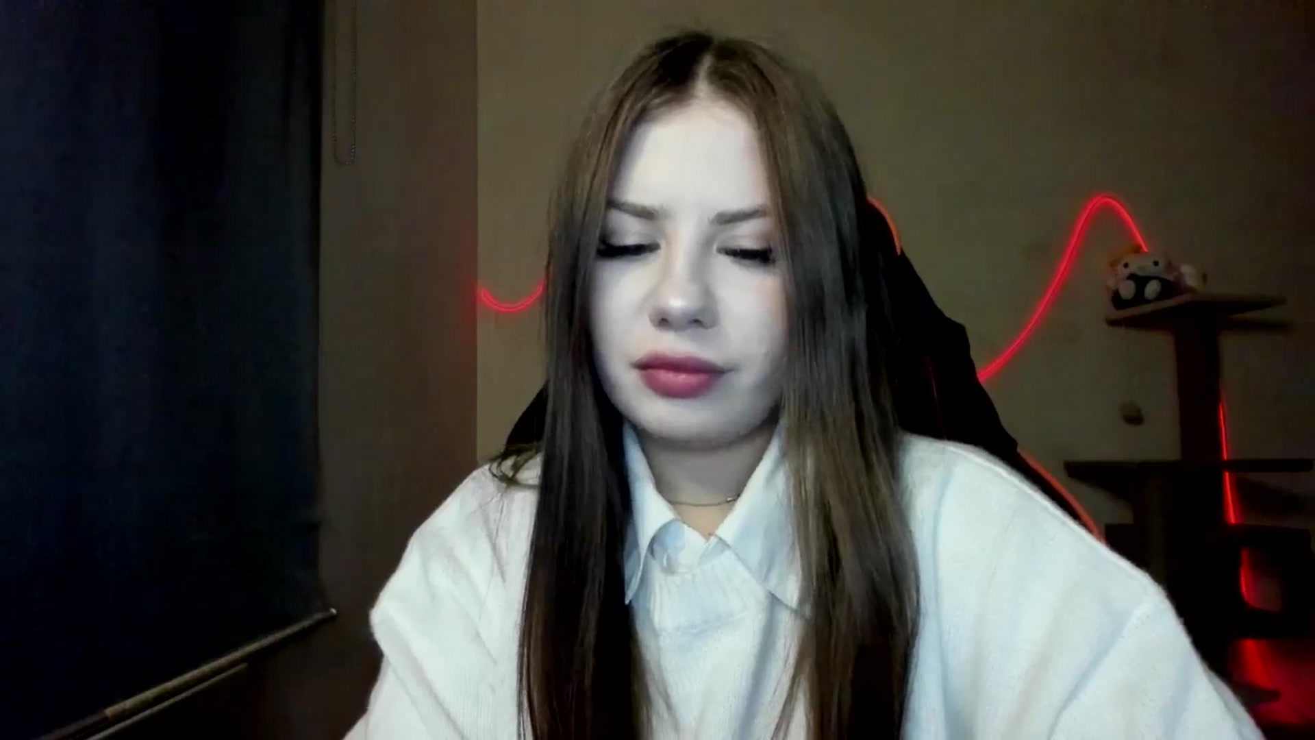 Gallery image thumbnail from FlyingDream's myfreecams stream on, 11/22/2025, 16:01 image 2 of 20
