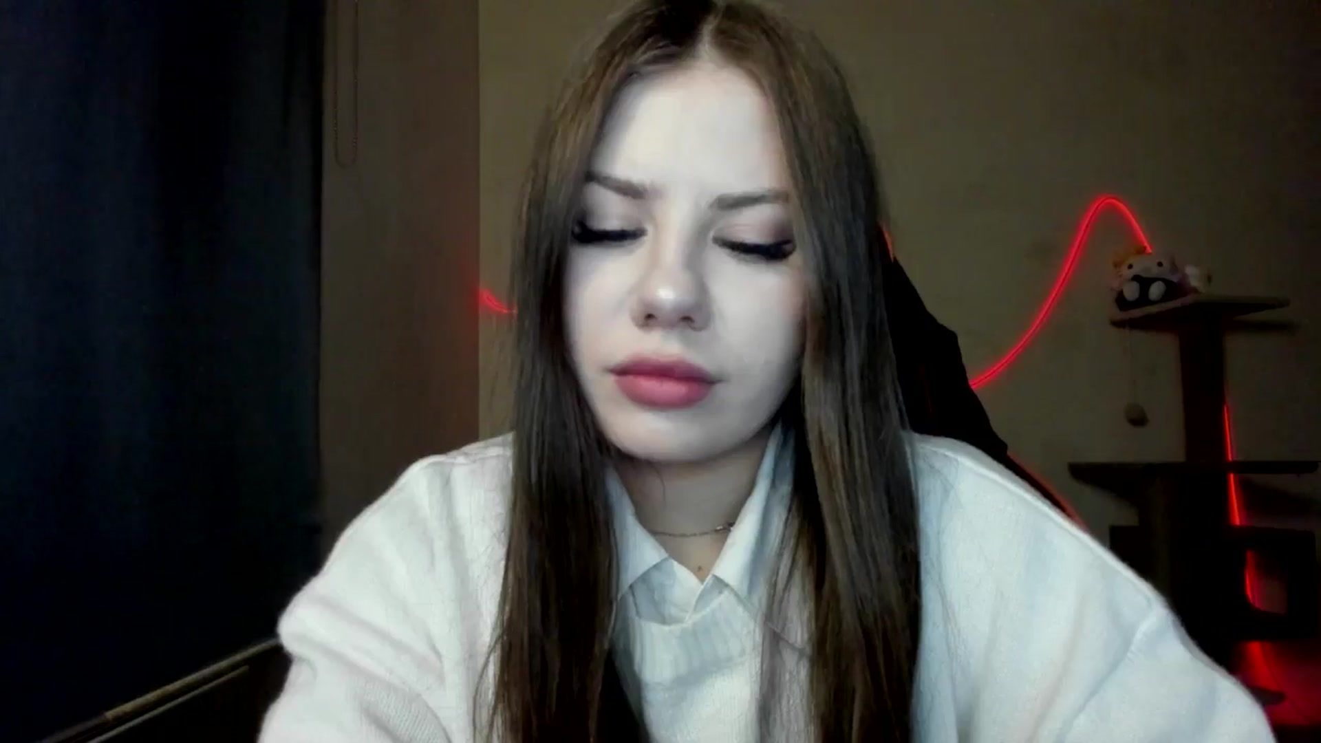 Gallery image thumbnail from FlyingDream's myfreecams stream on, 11/22/2025, 16:01 image 8 of 20