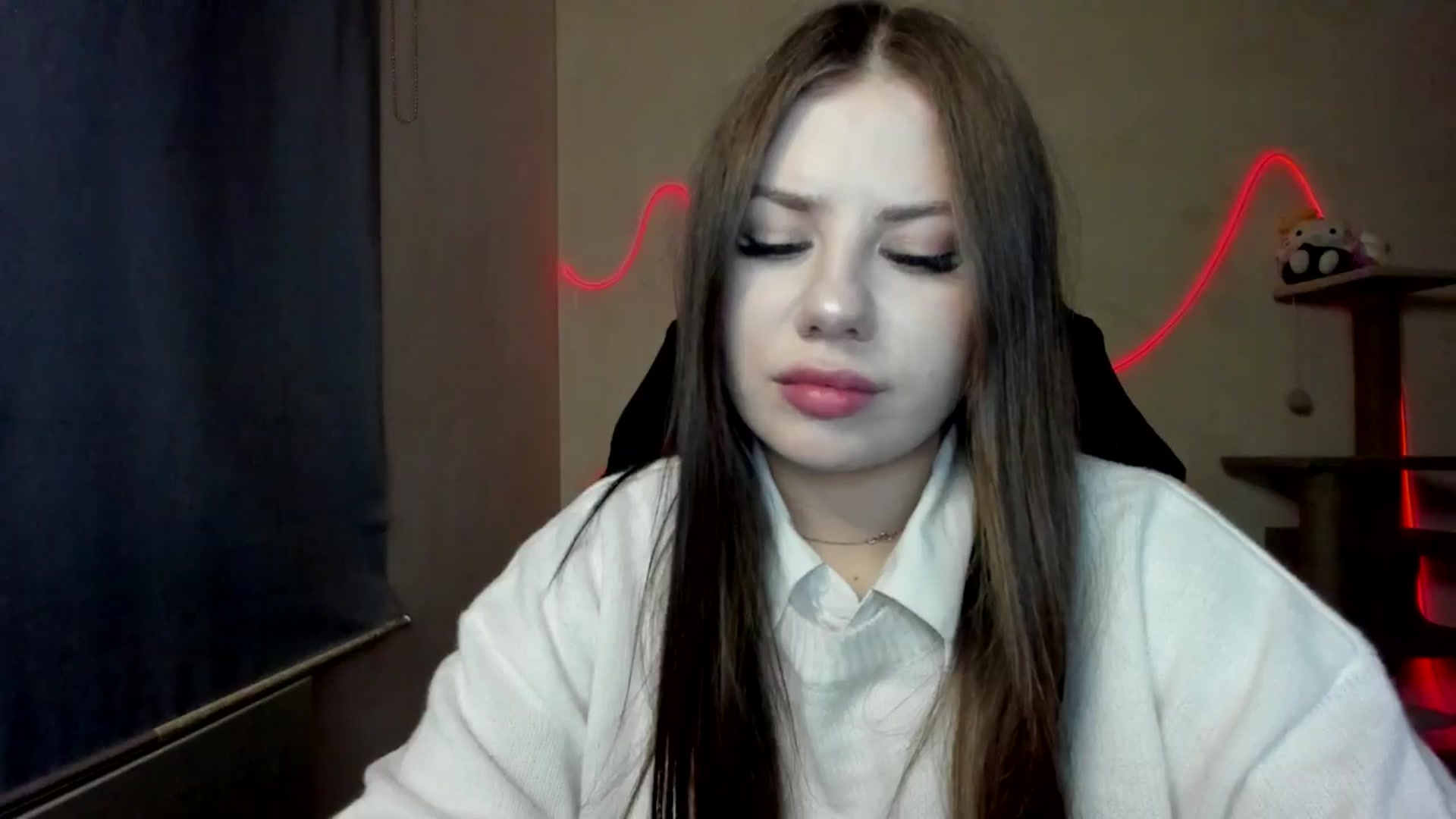 Gallery image thumbnail from FlyingDream's myfreecams stream on, 11/22/2025, 16:01 image 15 of 20