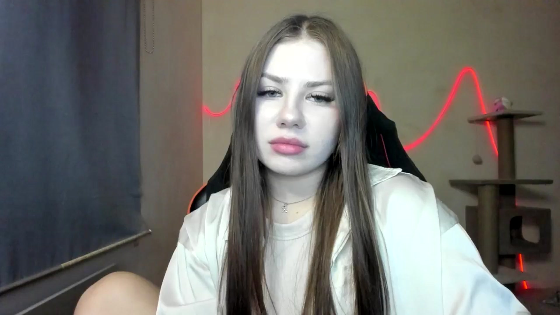 Gallery image thumbnail from FlyingDream's myfreecams stream on, 11/23/2025, 15:10 image 19 of 20