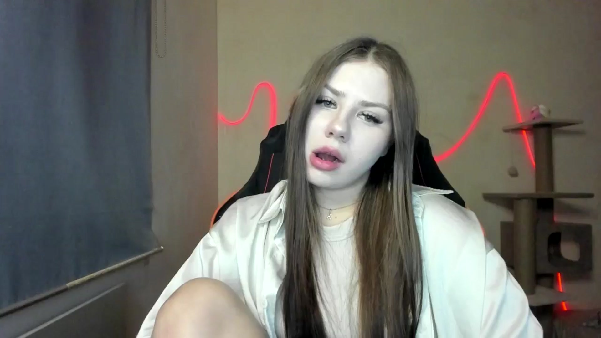 Gallery image thumbnail from FlyingDream's myfreecams stream on, 11/23/2025, 15:10 image 11 of 20