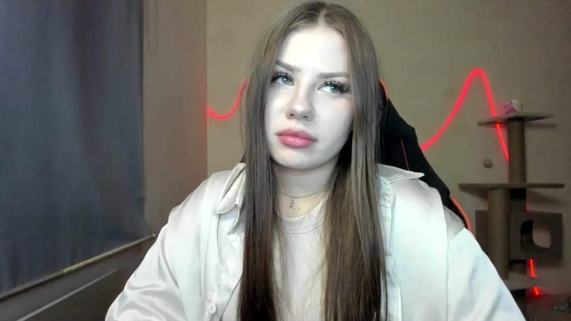 Gallery image thumbnail from FlyingDream's myfreecams stream on, 11/23/2025, 15:10 image 10 of 20
