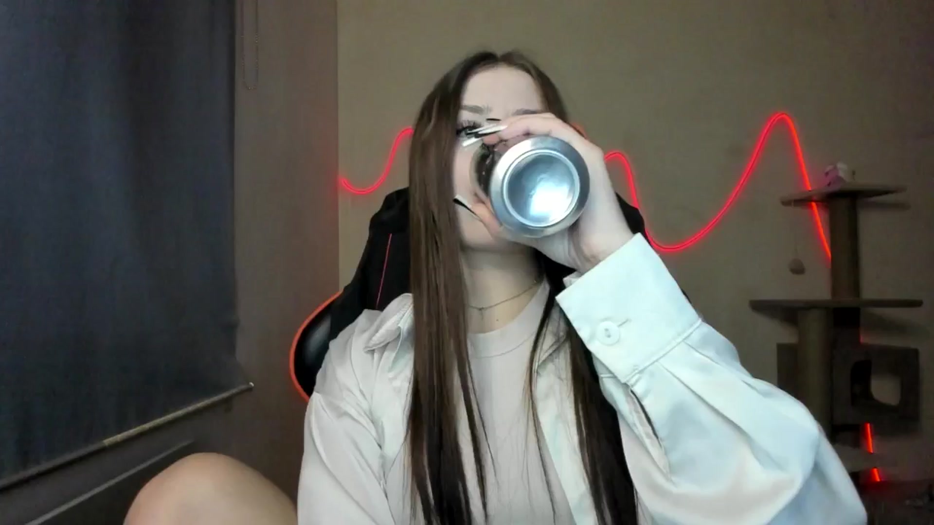 Gallery image thumbnail from FlyingDream's myfreecams stream on, 11/23/2025, 15:10 image 15 of 20