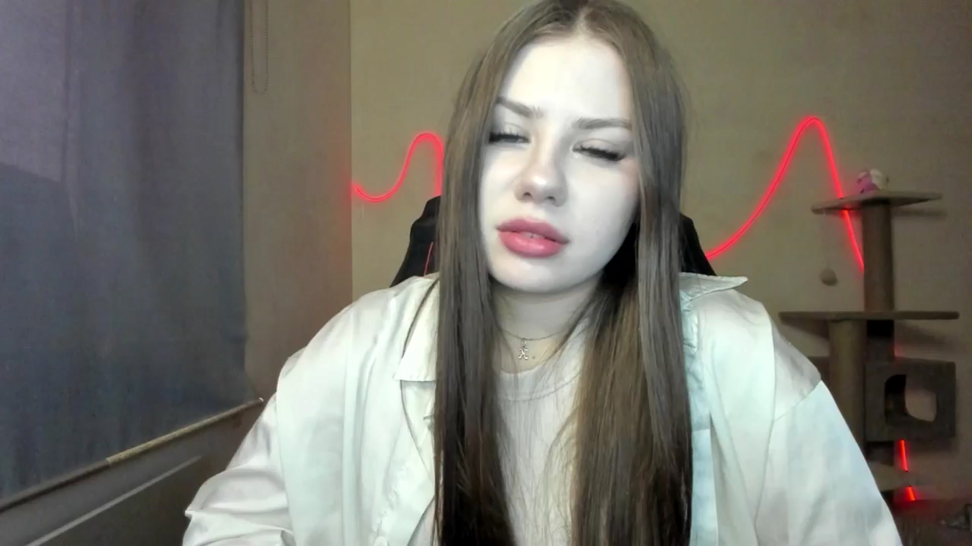 Gallery image thumbnail from FlyingDream's myfreecams stream on, 11/23/2025, 15:10 image 1 of 20