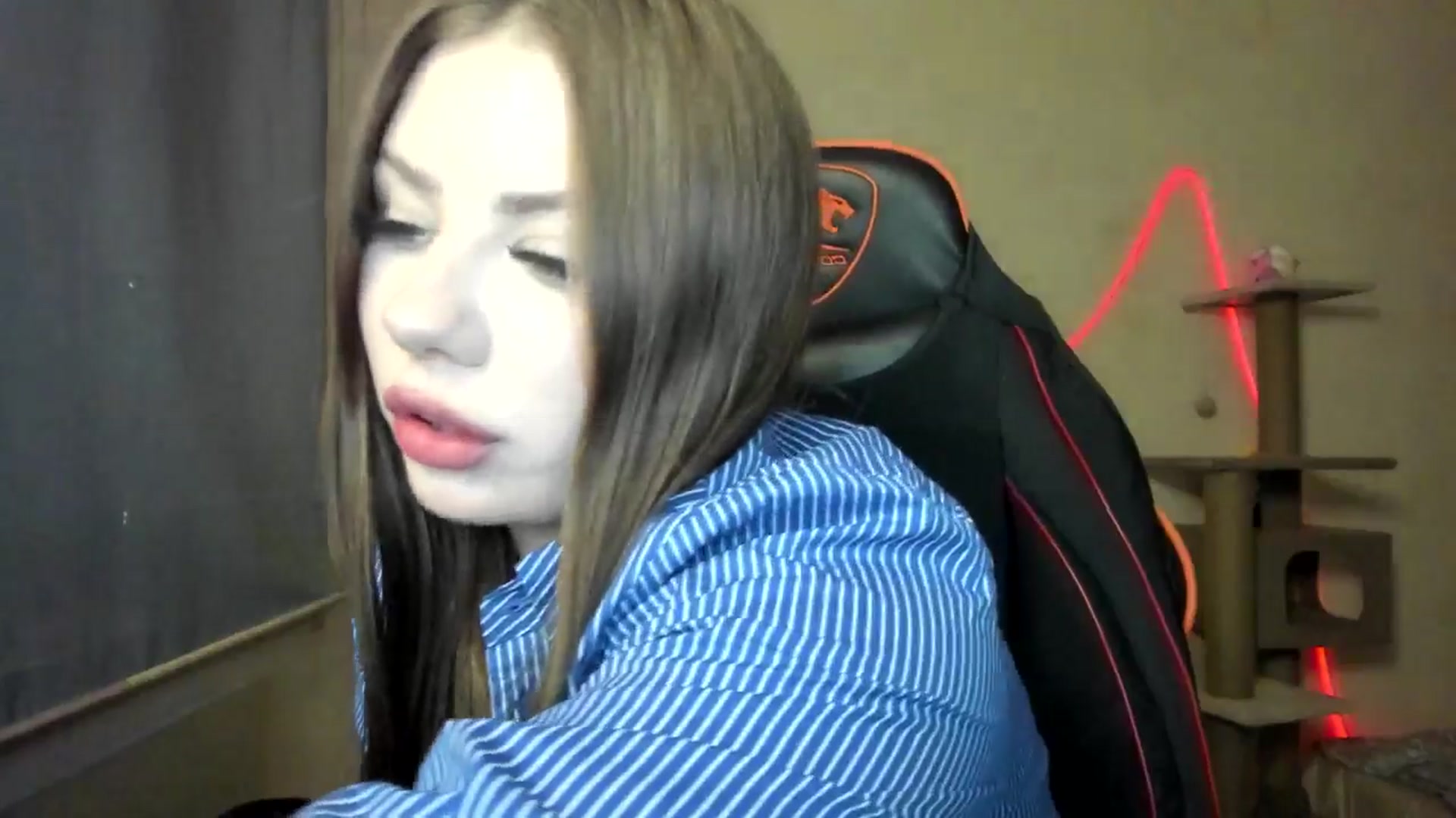 Gallery image thumbnail from FlyingDream's myfreecams stream on, 11/25/2025, 16:04 image 9 of 20