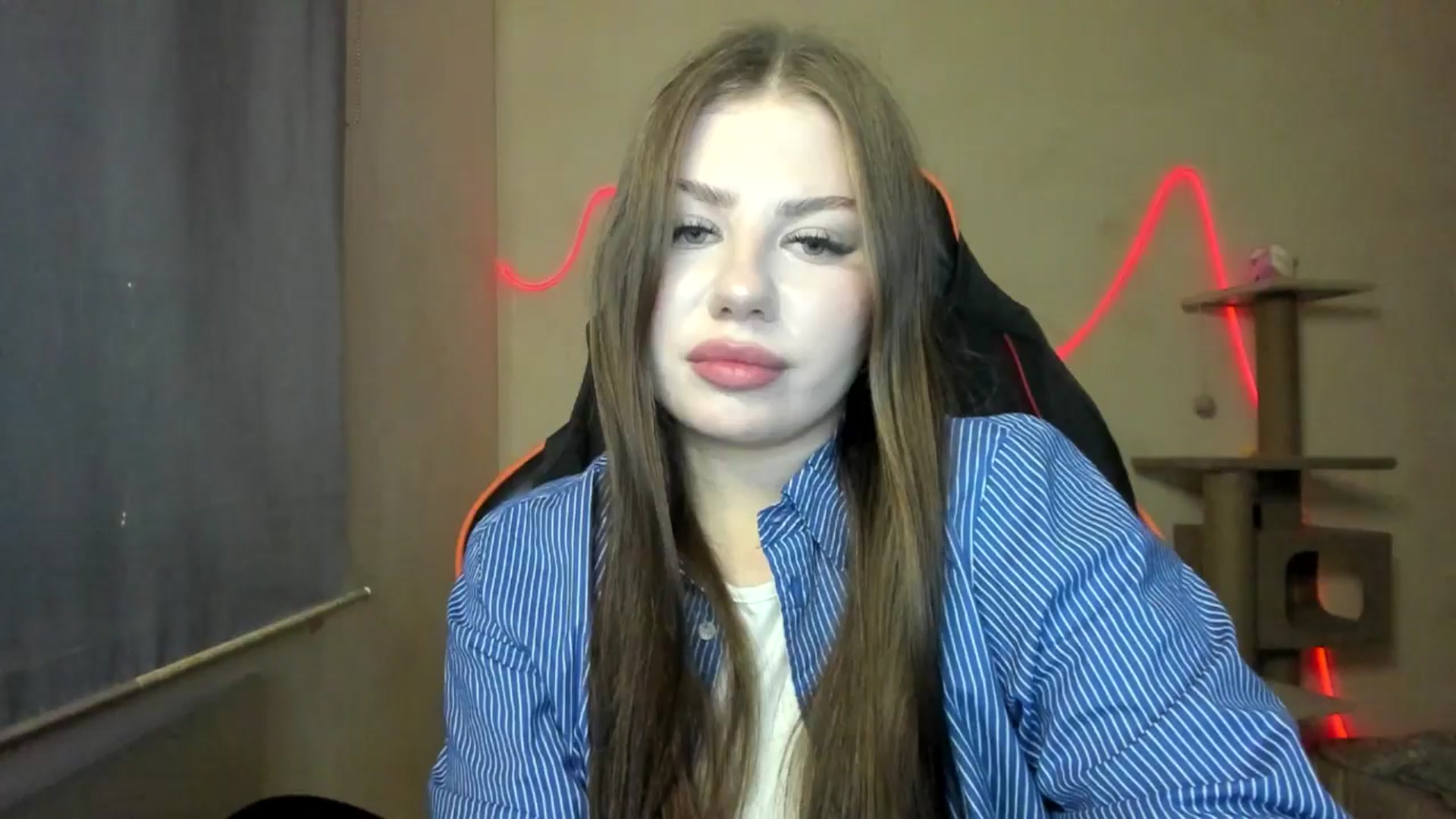 Gallery image thumbnail from FlyingDream's myfreecams stream on, 11/25/2025, 16:04 image 11 of 20