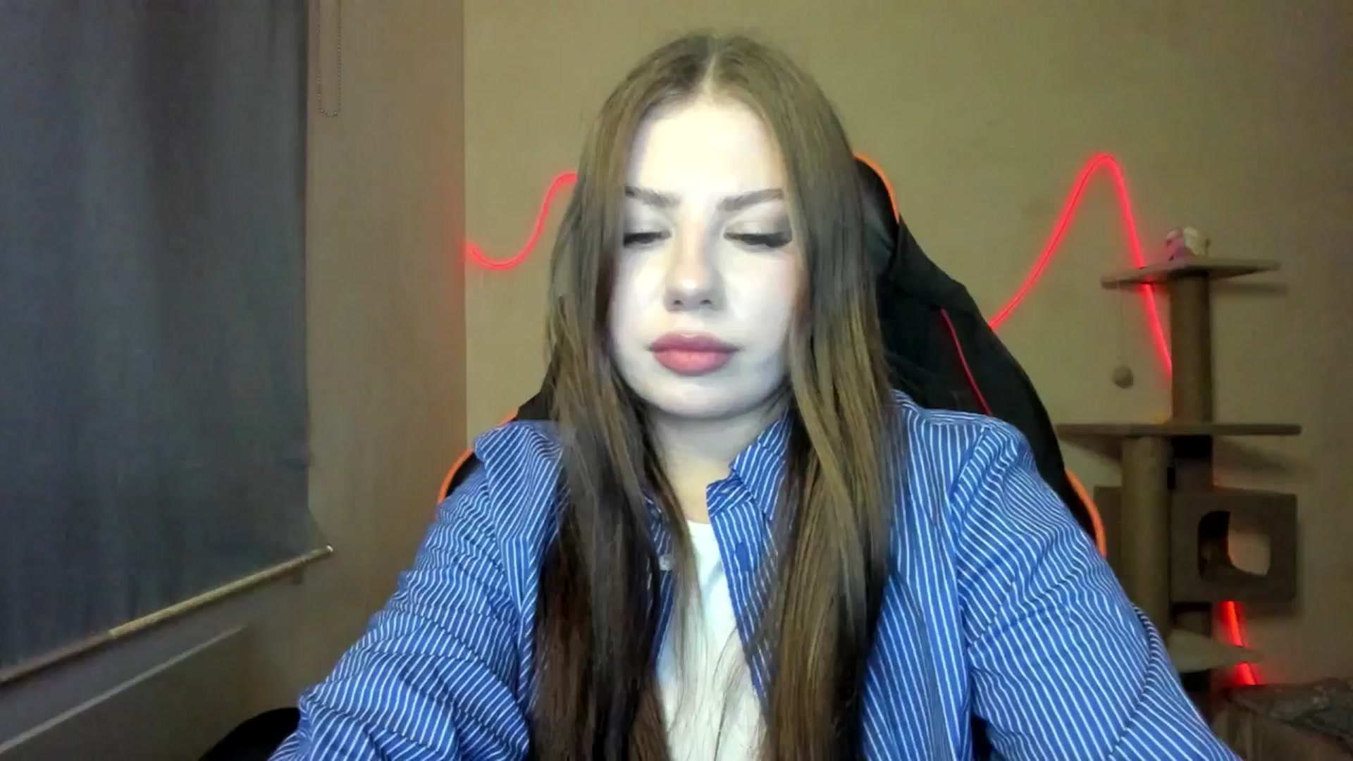Gallery image thumbnail from FlyingDream's myfreecams stream on, 11/25/2025, 16:04 image 5 of 20