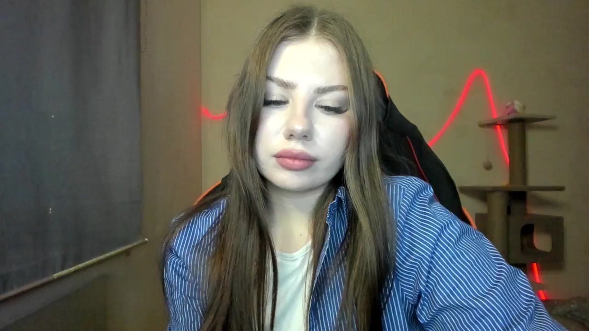 Gallery image thumbnail from FlyingDream's myfreecams stream on, 11/25/2025, 16:04 image 18 of 20