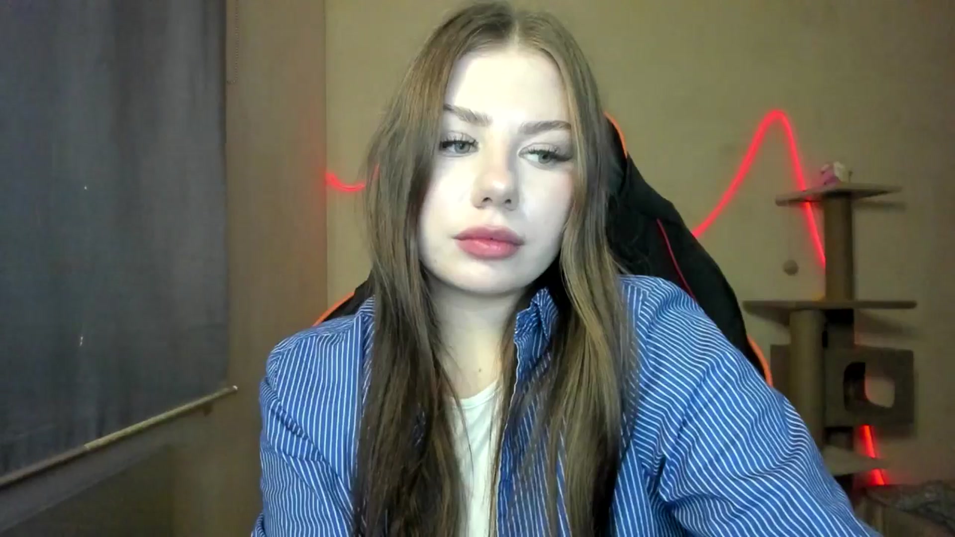 Gallery image thumbnail from FlyingDream's myfreecams stream on, 11/25/2025, 16:04 image 17 of 20