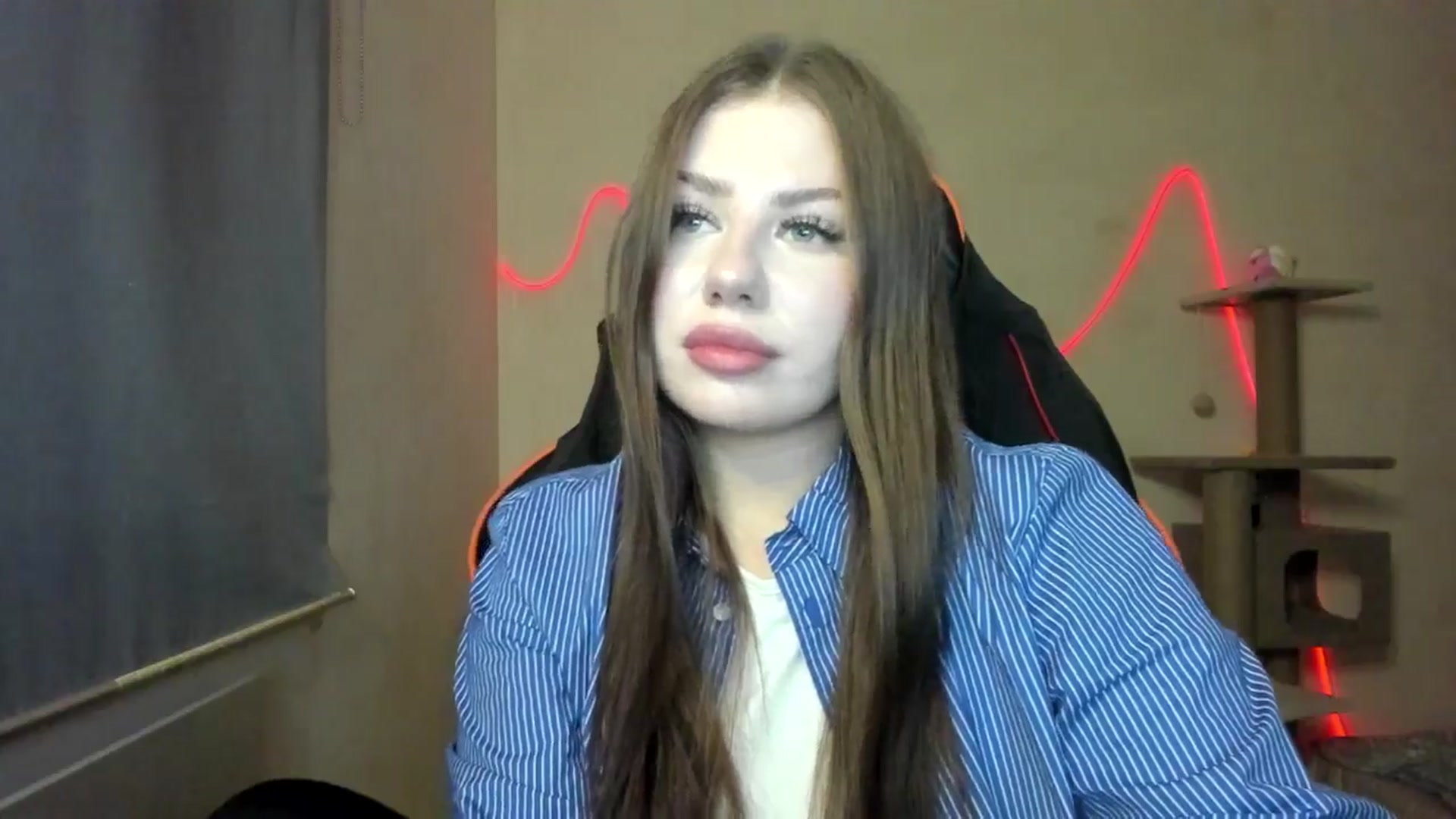 Gallery image thumbnail from FlyingDream's myfreecams stream on, 11/25/2025, 16:04 image 8 of 20