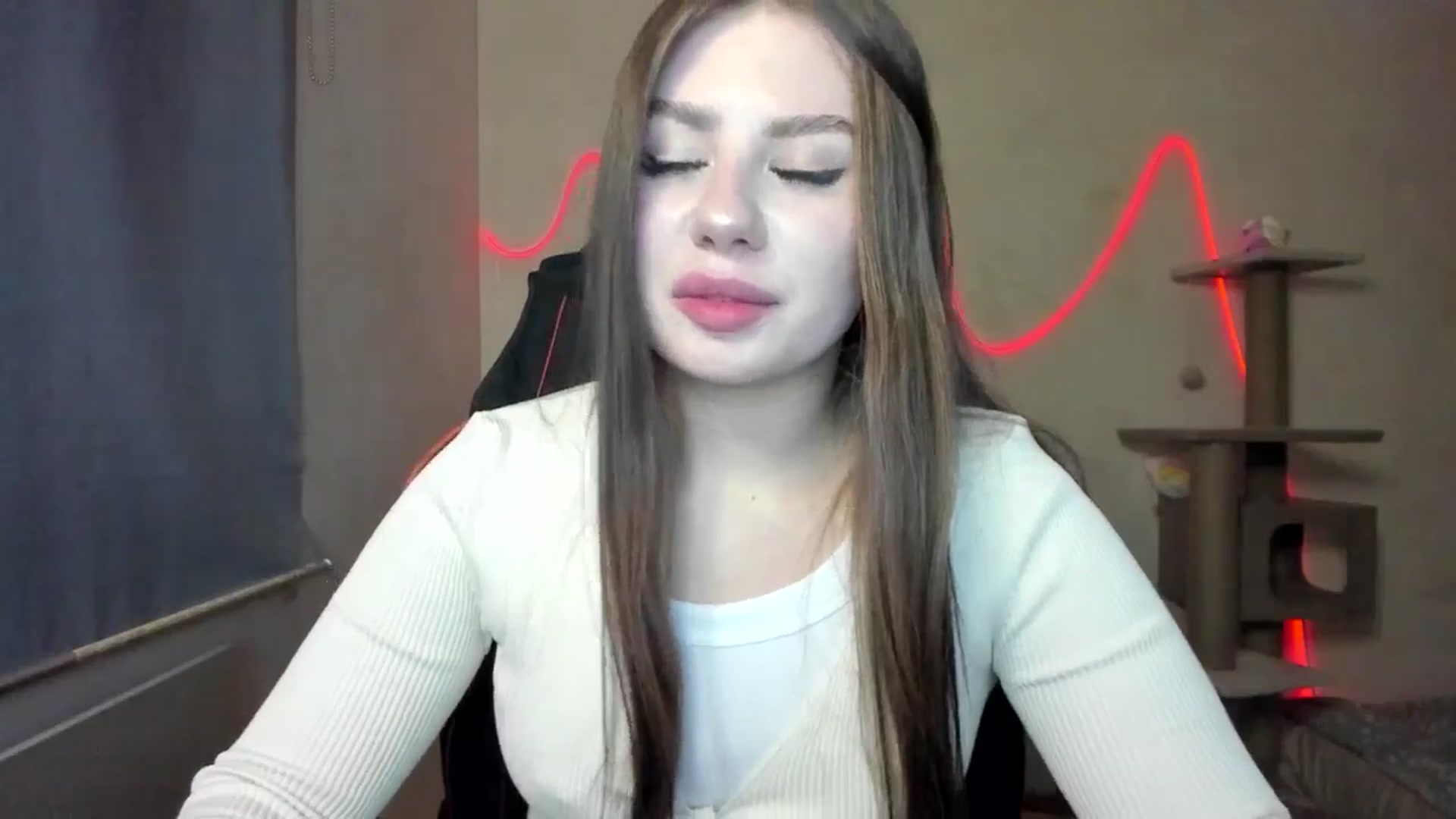 Gallery image thumbnail from FlyingDream's myfreecams stream on, 11/26/2025, 15:47 image 8 of 20