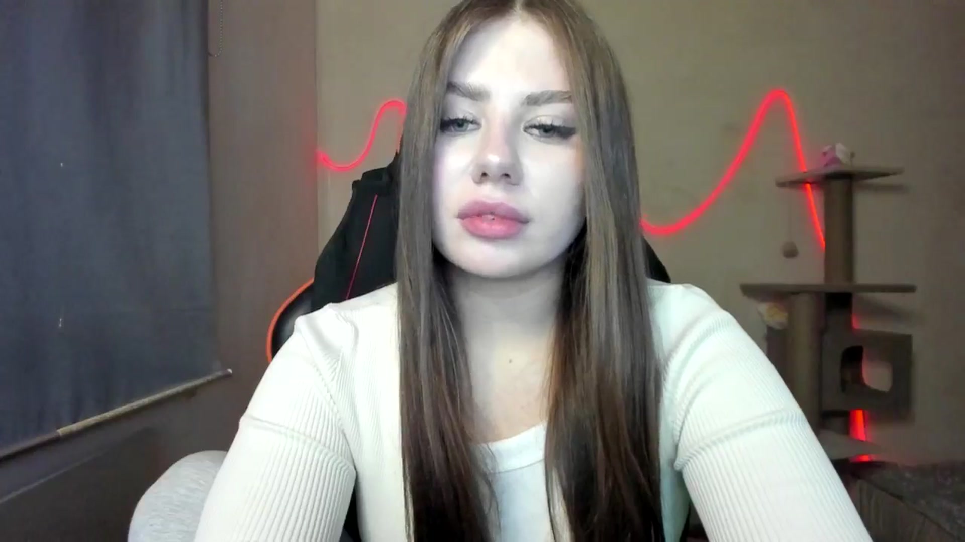 Gallery image thumbnail from FlyingDream's myfreecams stream on, 11/26/2025, 15:47 image 17 of 20