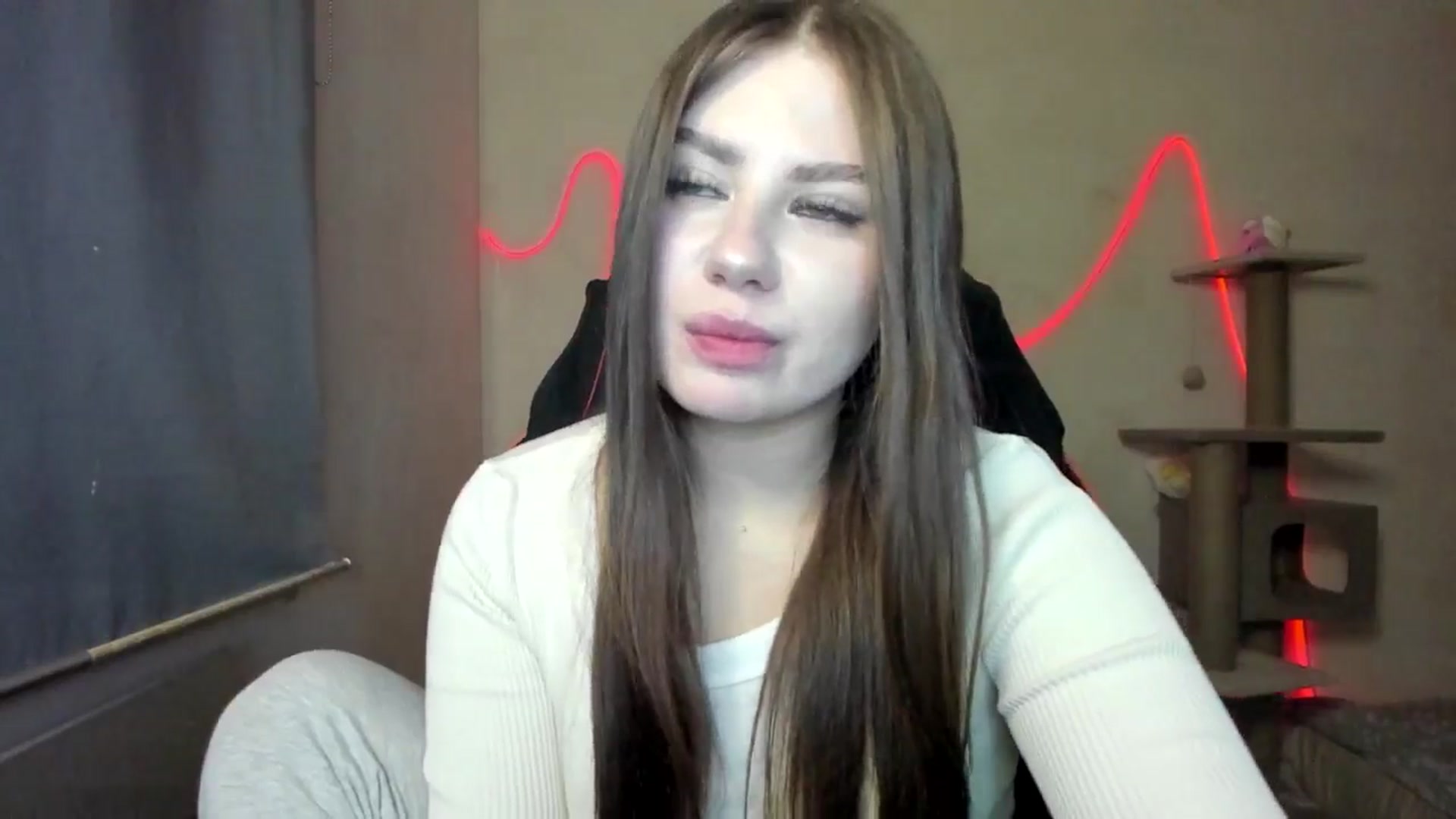 Gallery image thumbnail from FlyingDream's myfreecams stream on, 11/26/2025, 15:47 image 13 of 20