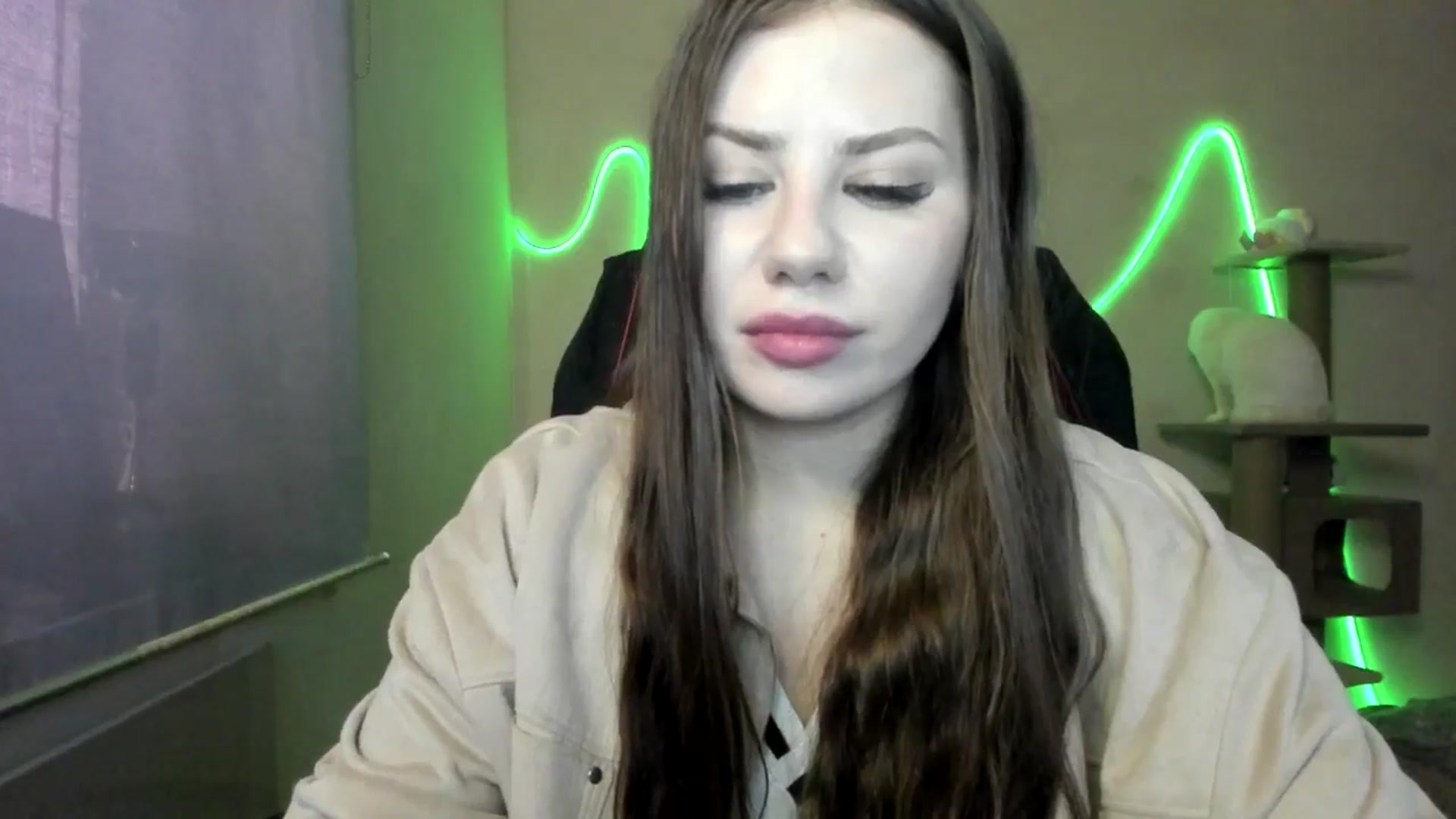 Gallery image thumbnail from FlyingDream's myfreecams stream on, 11/27/2025, 11:42 image 8 of 20