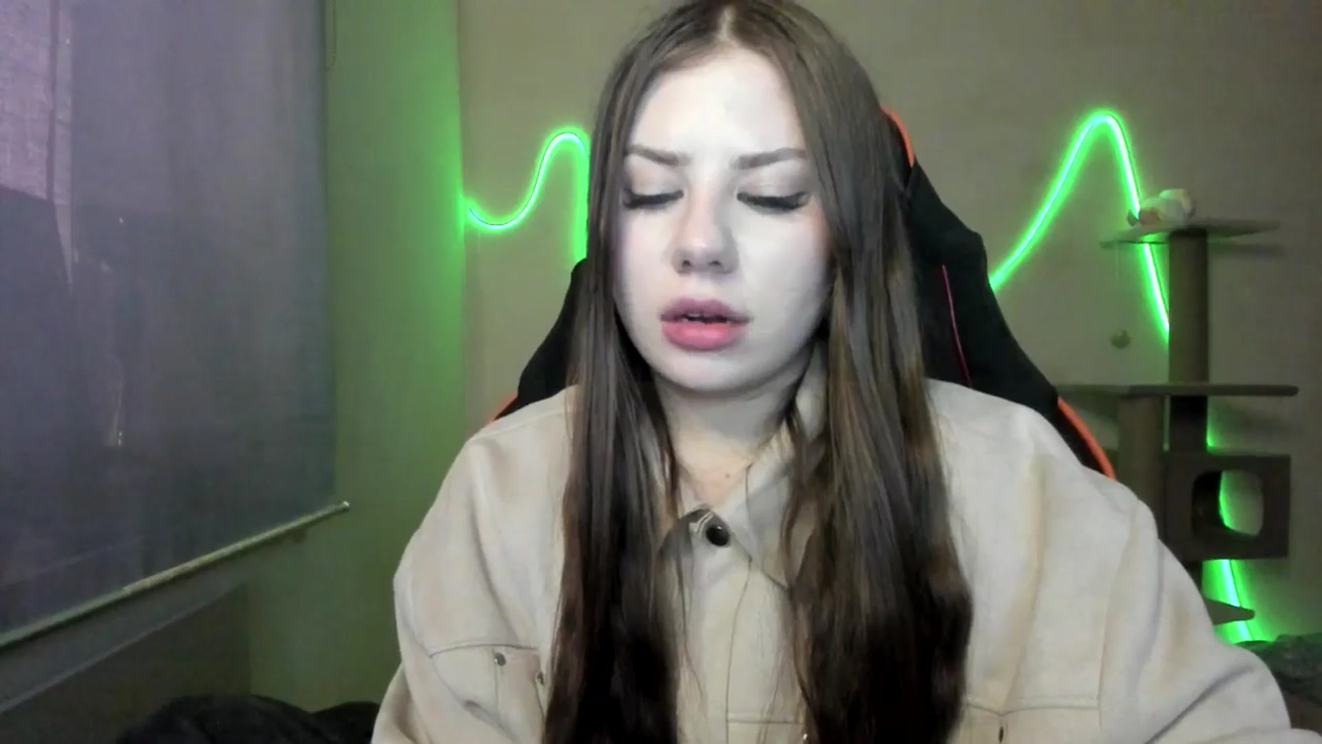 Gallery image thumbnail from FlyingDream's myfreecams stream on, 11/27/2025, 13:02 image 5 of 20