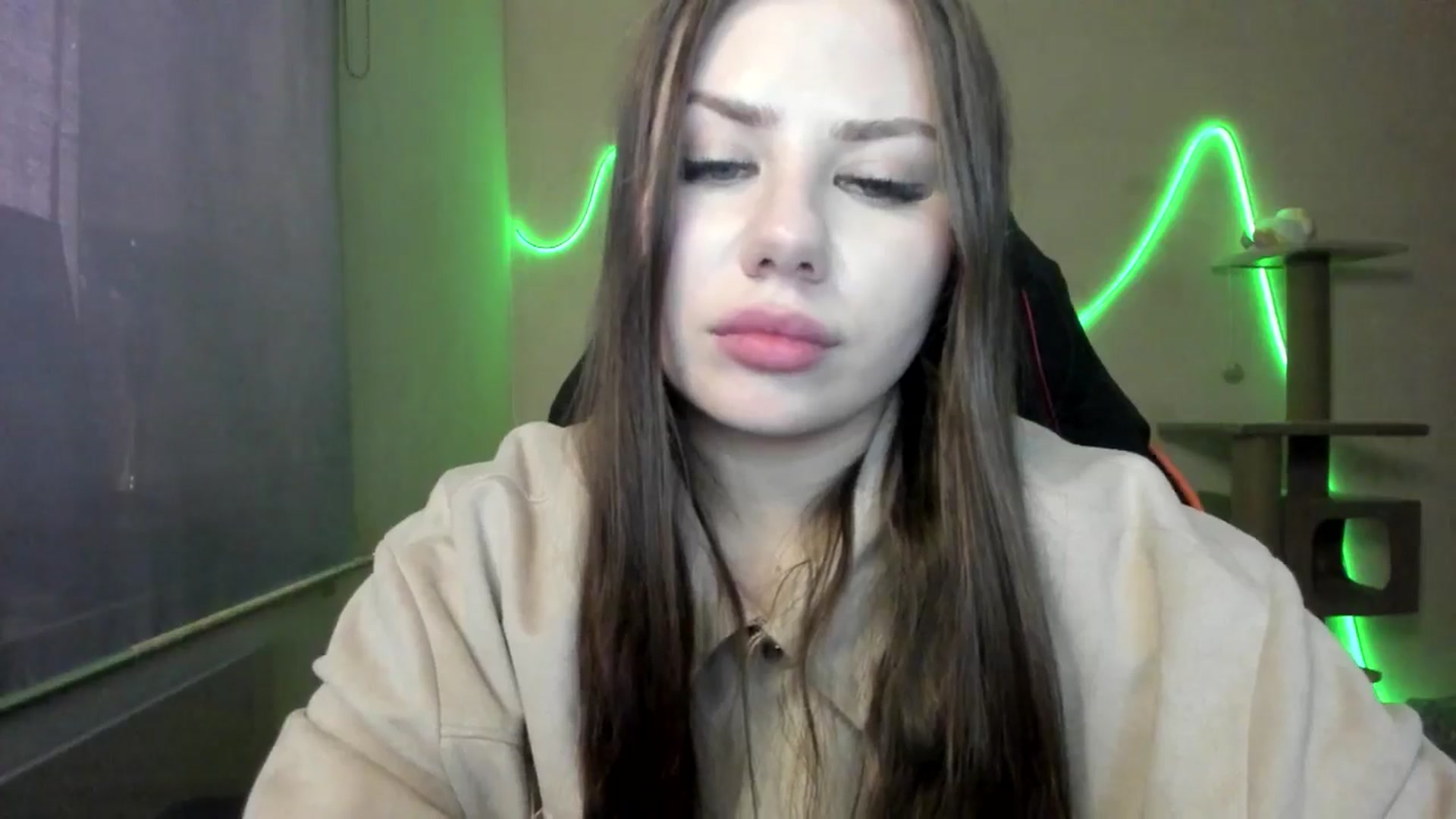 Gallery image thumbnail from FlyingDream's myfreecams stream on, 11/27/2025, 13:02 image 12 of 20