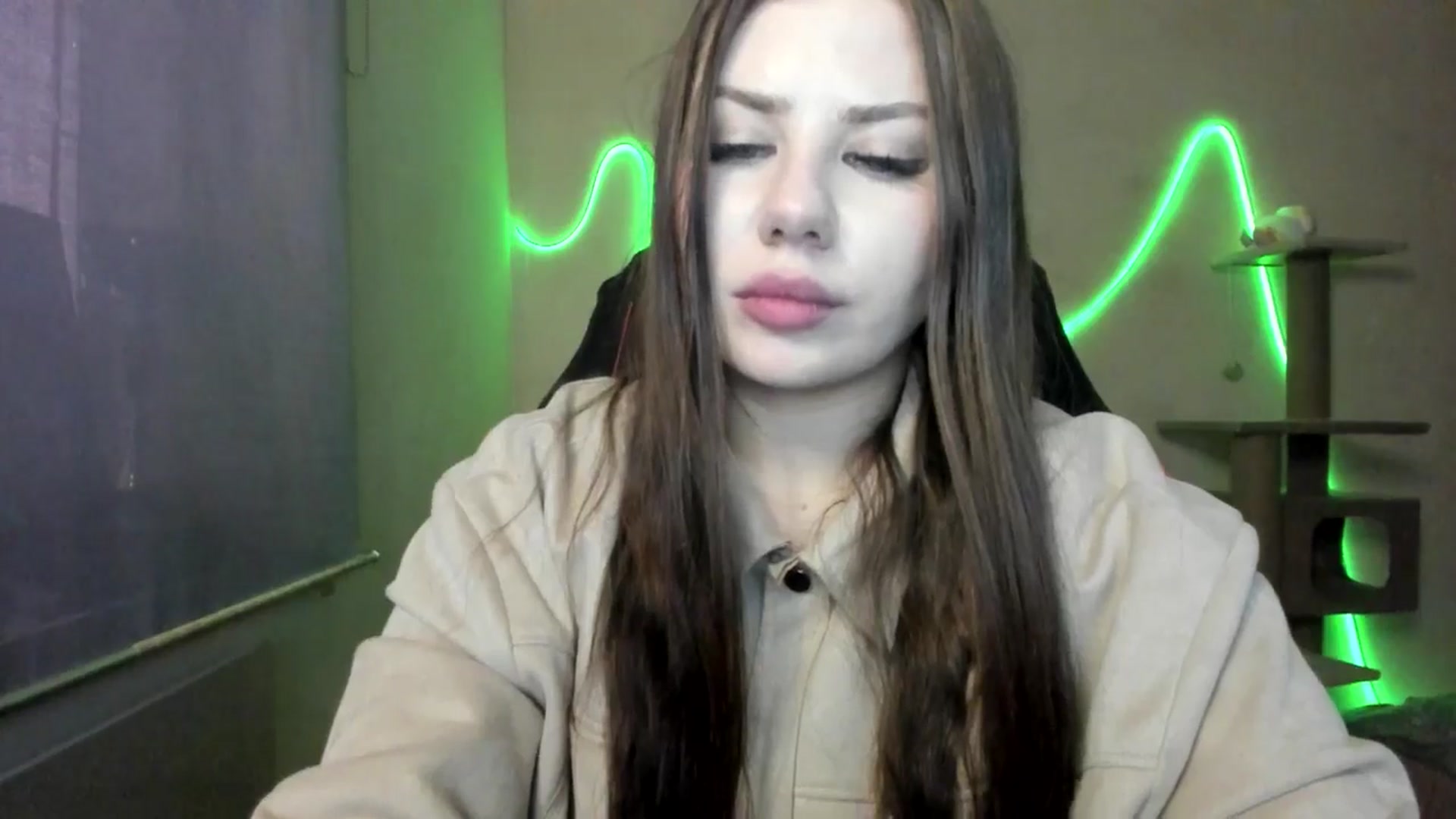 Gallery image thumbnail from FlyingDream's myfreecams stream on, 11/27/2025, 13:02 image 17 of 20