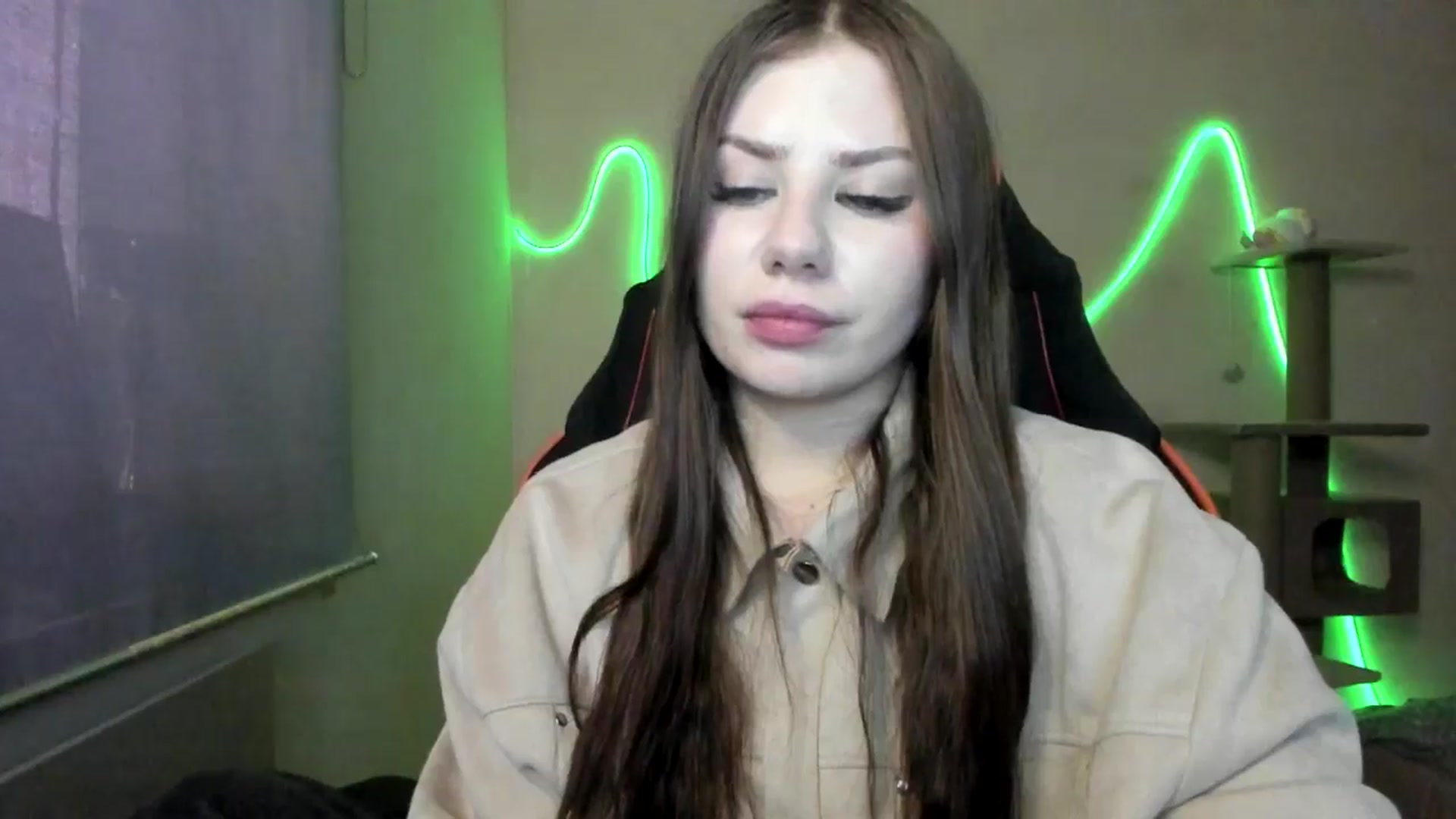 Gallery image thumbnail from FlyingDream's myfreecams stream on, 11/27/2025, 13:02 image 6 of 20