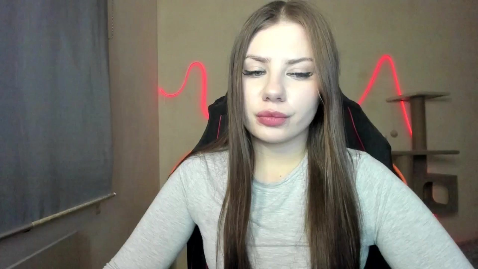 Gallery image thumbnail from FlyingDream's myfreecams stream on, 12/04/2025, 14:02 image 19 of 20