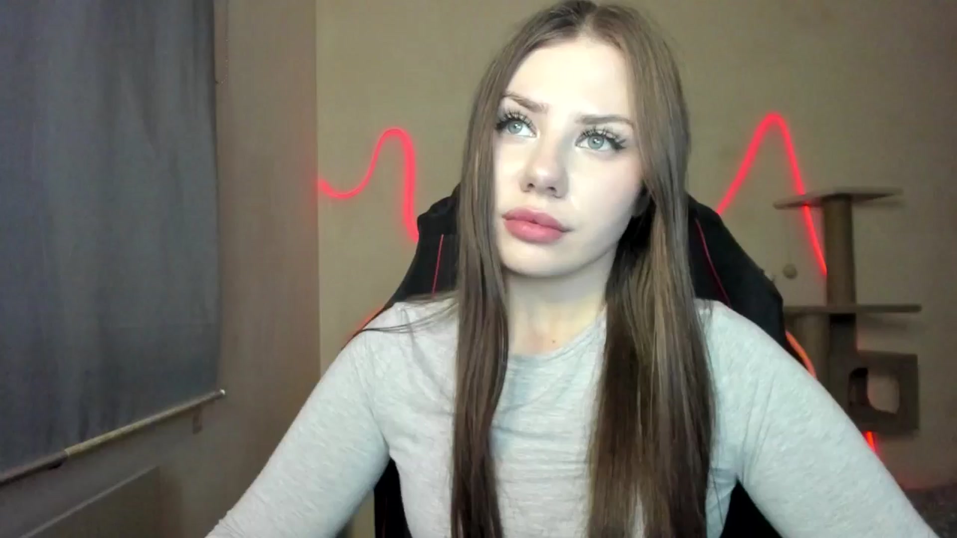 Gallery image thumbnail from FlyingDream's myfreecams stream on, 12/04/2025, 14:02 image 11 of 20