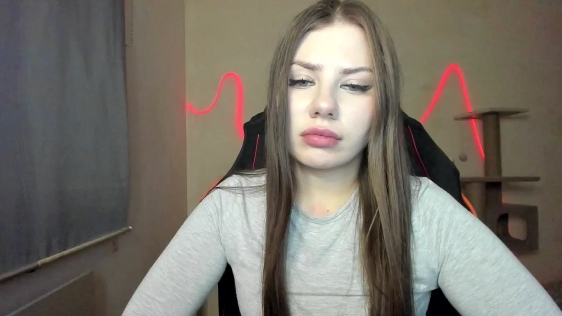 Gallery image thumbnail from FlyingDream's myfreecams stream on, 12/04/2025, 14:02 image 6 of 20