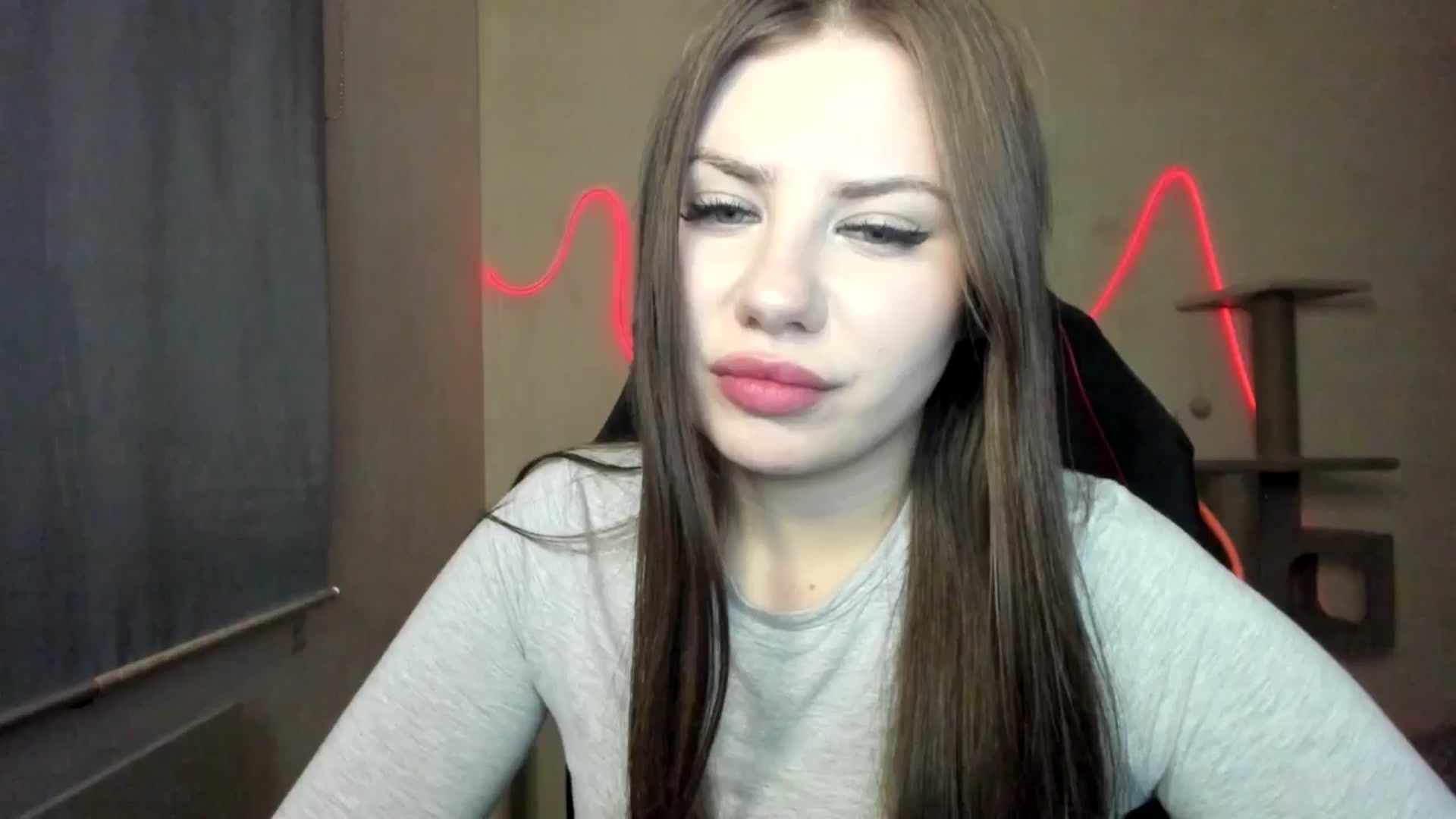 Gallery image thumbnail from FlyingDream's myfreecams stream on, 12/04/2025, 14:02 image 15 of 20