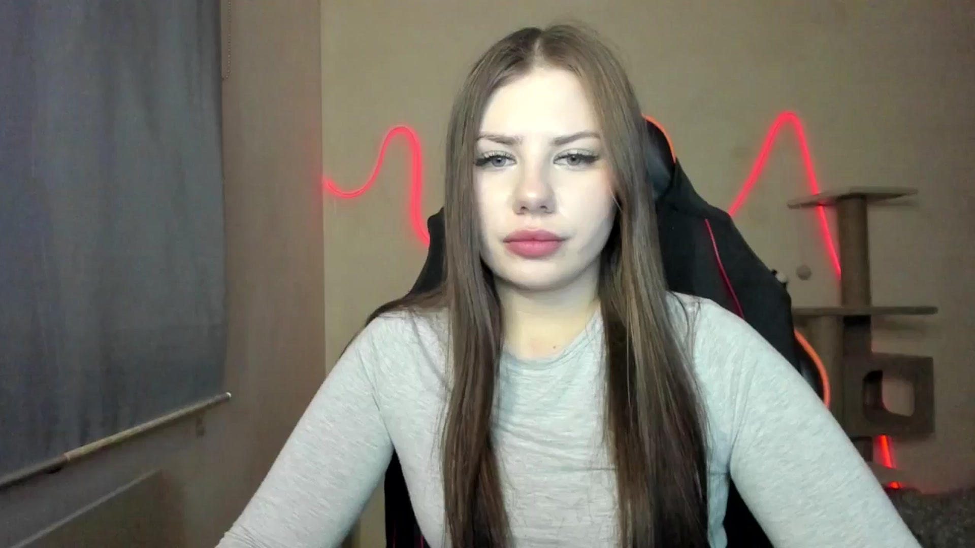 Gallery image thumbnail from FlyingDream's myfreecams stream on, 12/04/2025, 14:02 image 17 of 20
