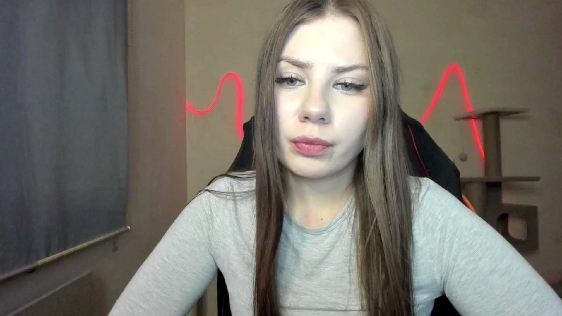 Gallery image thumbnail from FlyingDream's myfreecams stream on, 12/04/2025, 14:02 image 7 of 20