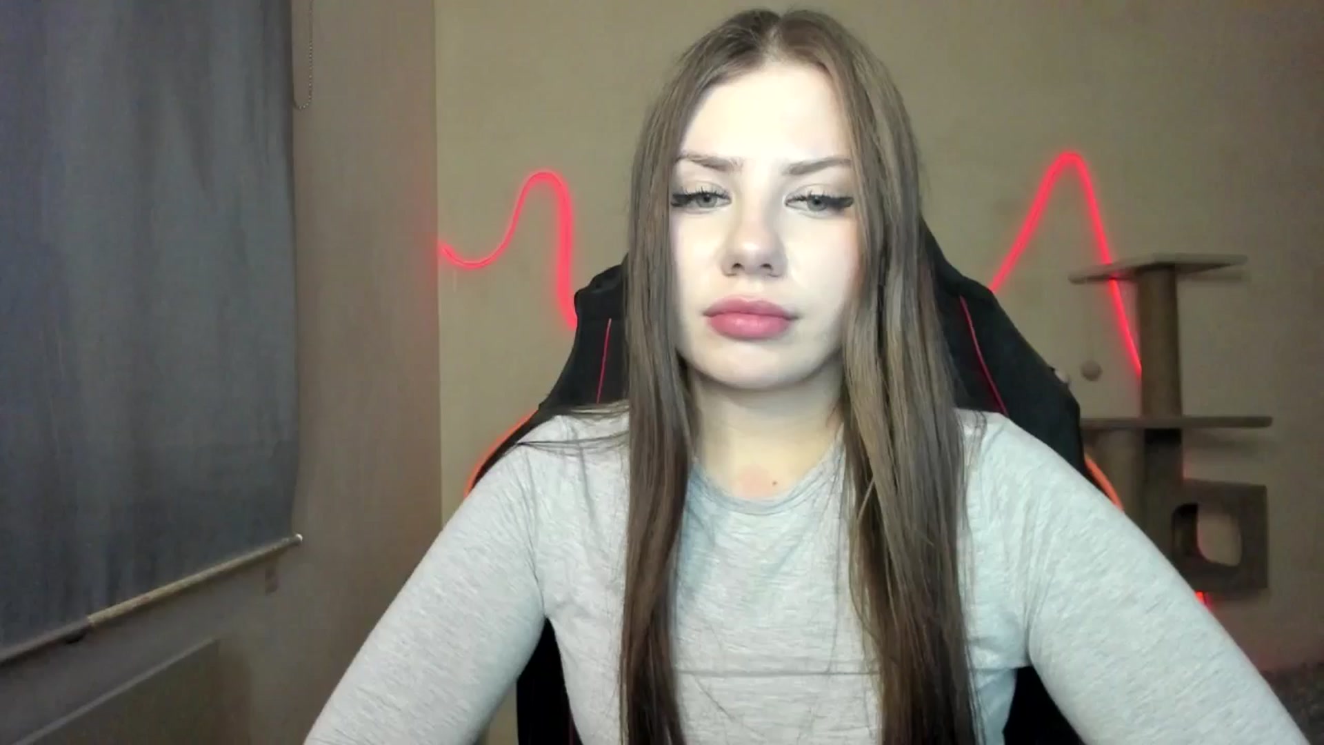 Gallery image thumbnail from FlyingDream's myfreecams stream on, 12/04/2025, 14:02 image 8 of 20
