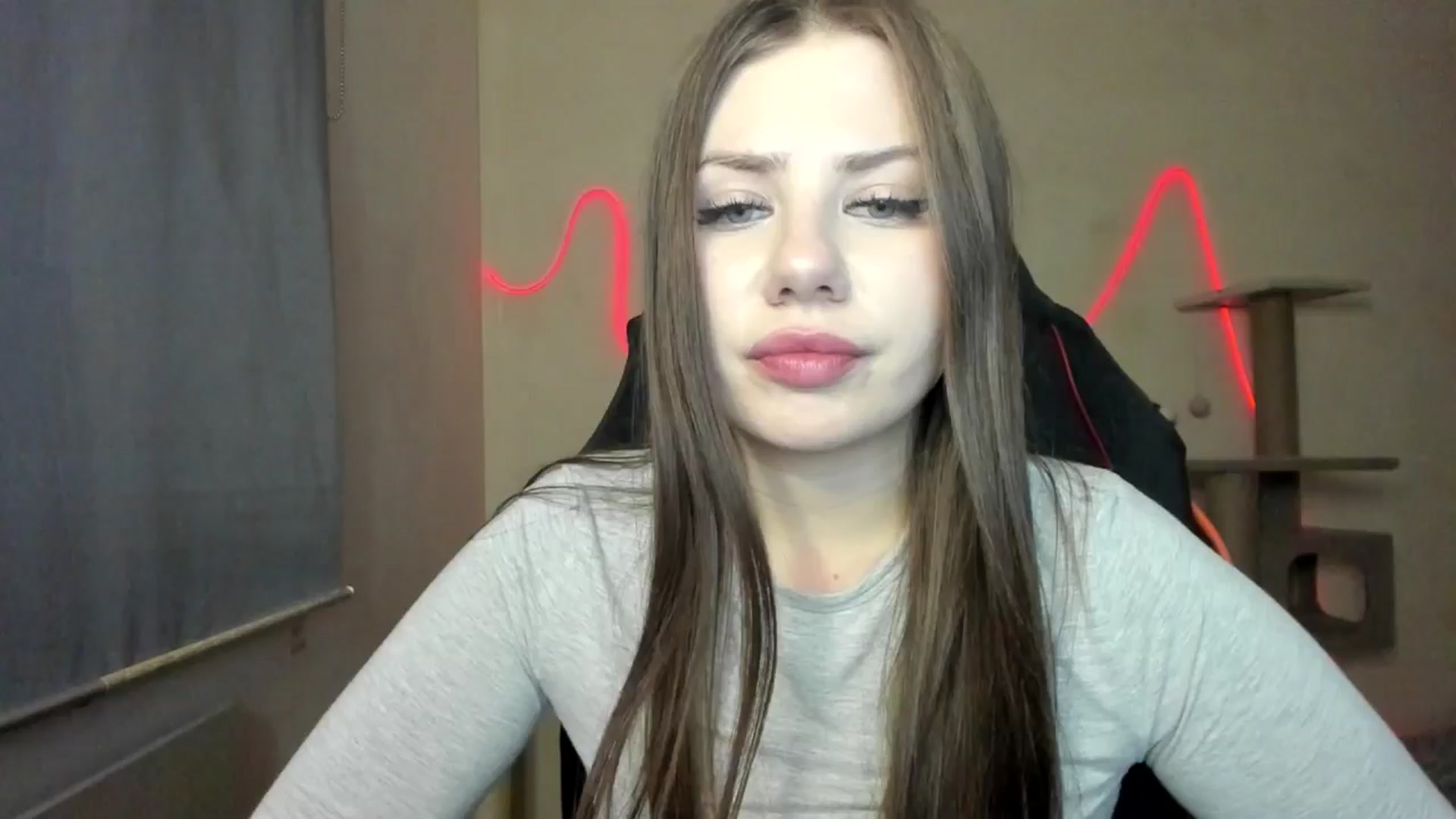 Gallery image thumbnail from FlyingDream's myfreecams stream on, 12/04/2025, 14:02 image 2 of 20