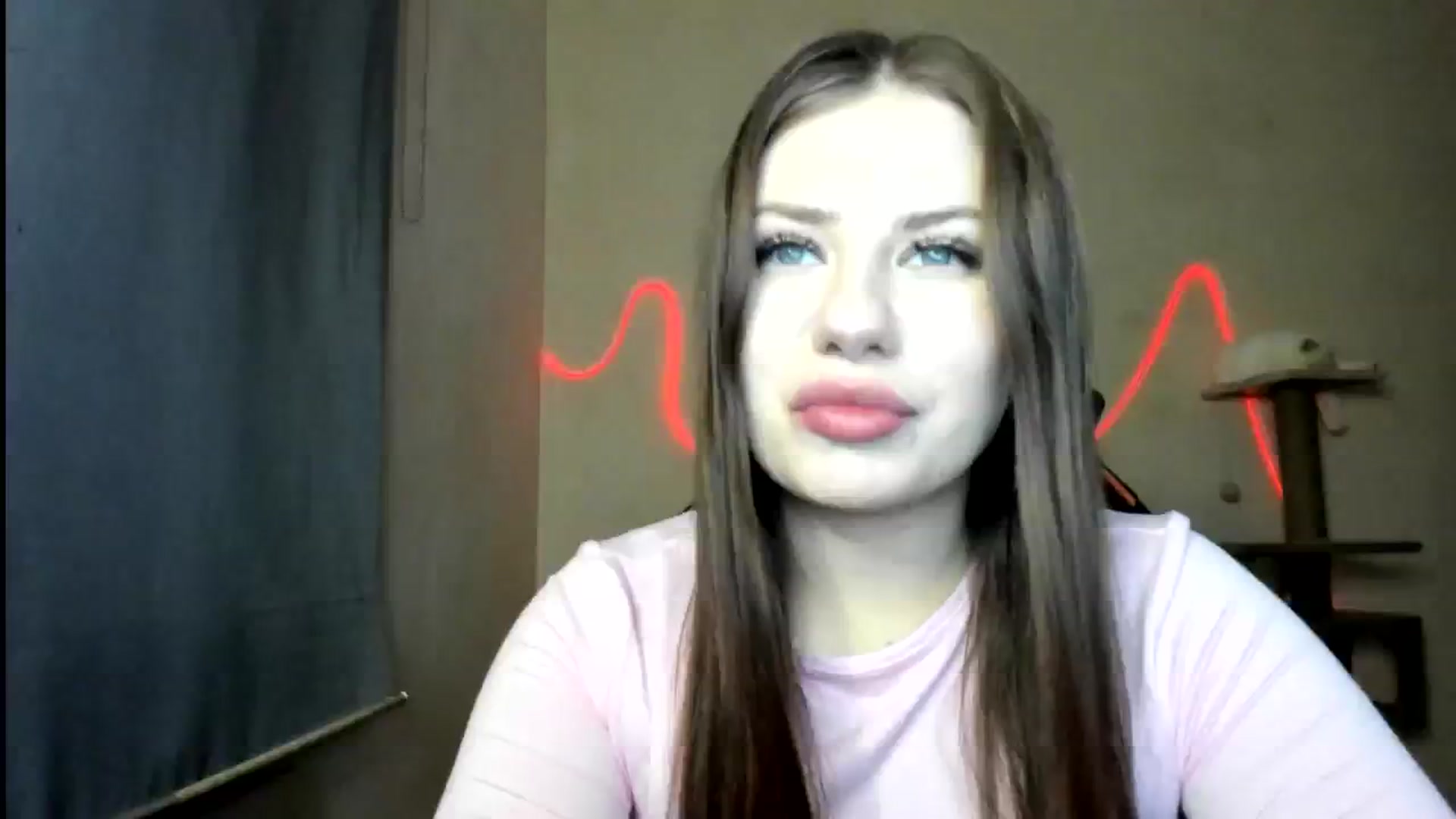 Gallery image thumbnail from FlyingDream's myfreecams stream on, 12/06/2025, 16:25 image 6 of 20