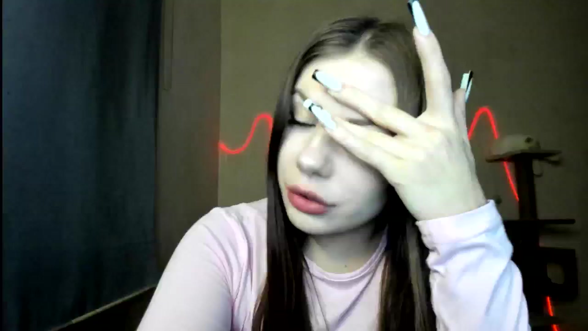 Gallery image thumbnail from FlyingDream's myfreecams stream on, 12/06/2025, 16:25 image 14 of 20