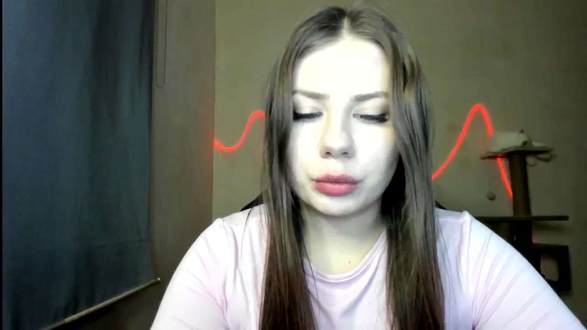 Gallery image thumbnail from FlyingDream's myfreecams stream on, 12/06/2025, 17:02 image 16 of 20