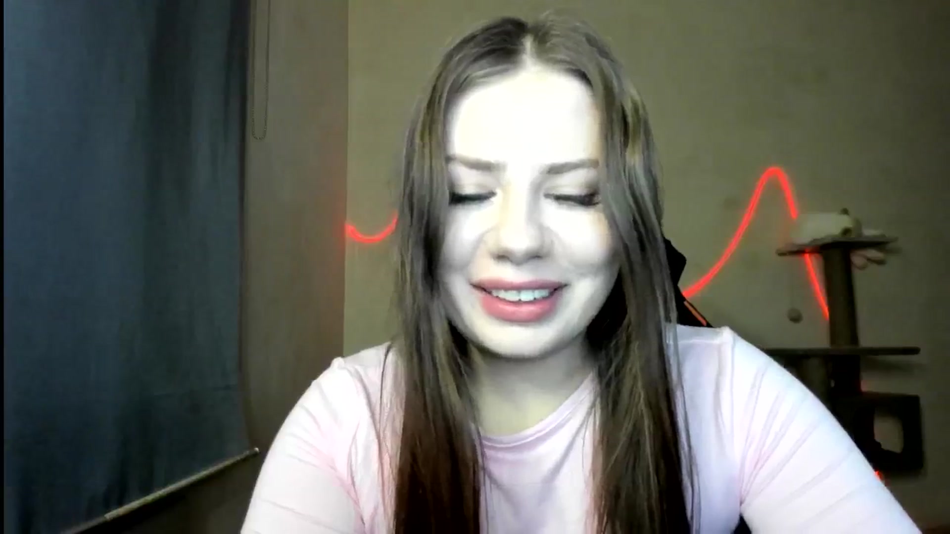 Gallery image thumbnail from FlyingDream's myfreecams stream on, 12/06/2025, 17:02 image 9 of 20