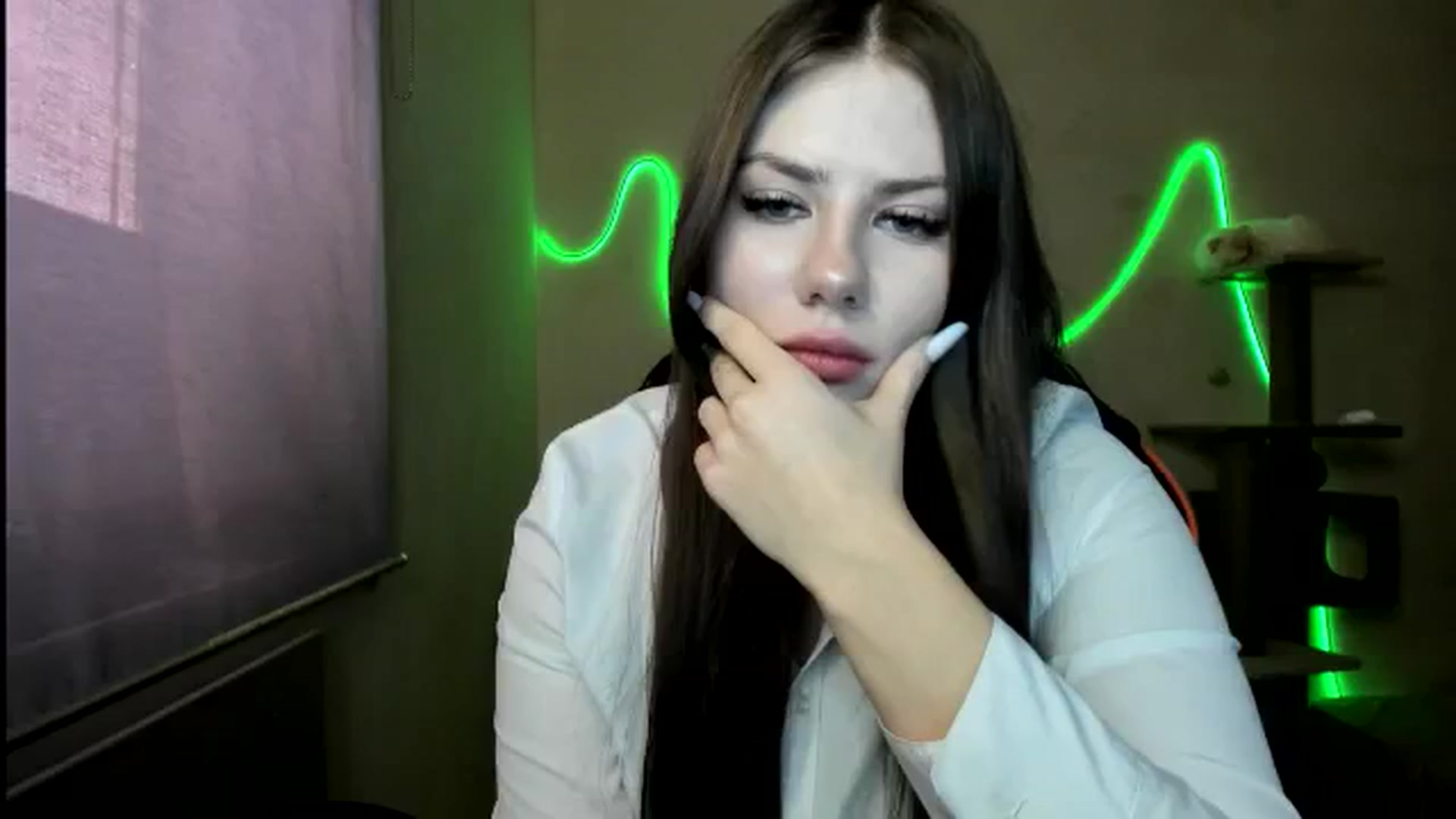 Gallery image thumbnail from FlyingDream's myfreecams stream on, 12/12/2025, 10:36 image 18 of 20