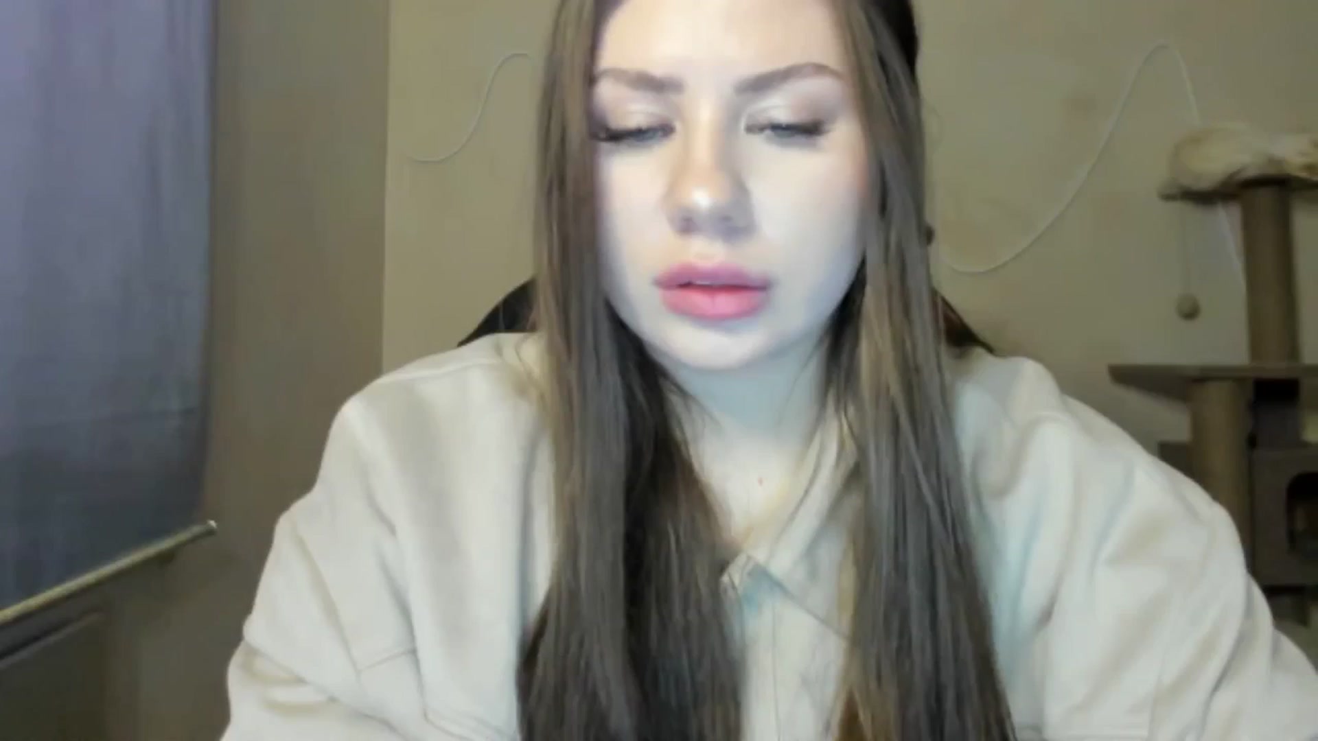 Gallery image thumbnail from FlyingDream's myfreecams stream on, 12/17/2025, 11:27 image 2 of 20
