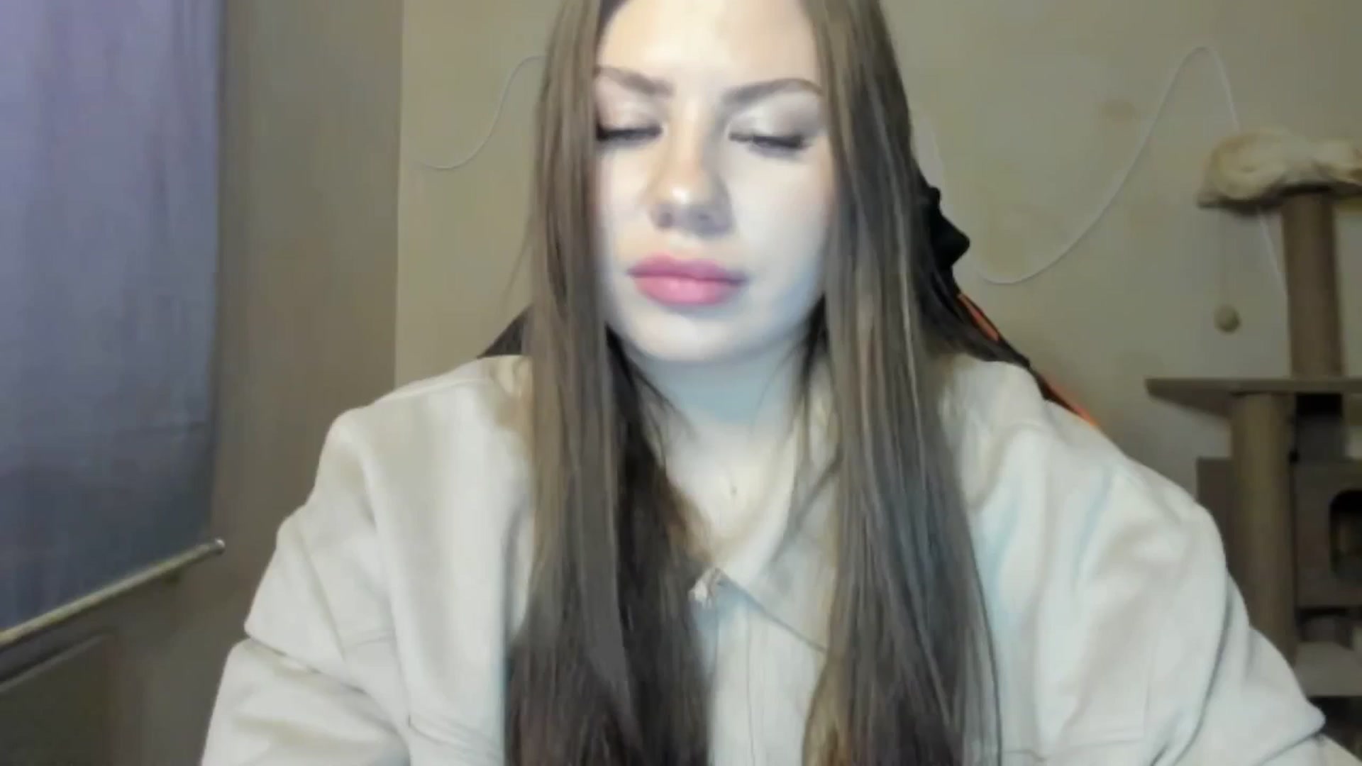 Gallery image thumbnail from FlyingDream's myfreecams stream on, 12/17/2025, 11:27 image 5 of 20