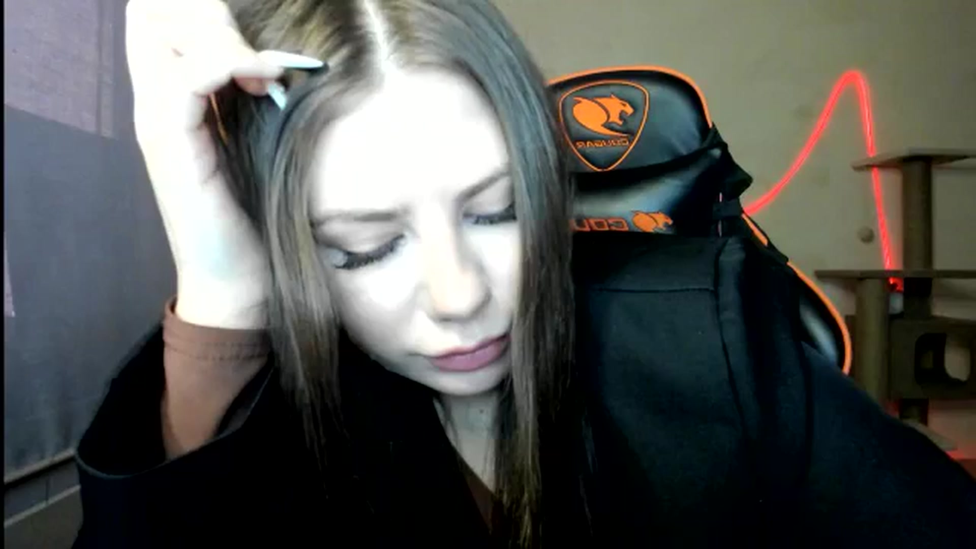 Gallery image thumbnail from FlyingDream's myfreecams stream on, 12/18/2025, 12:45 image 11 of 20
