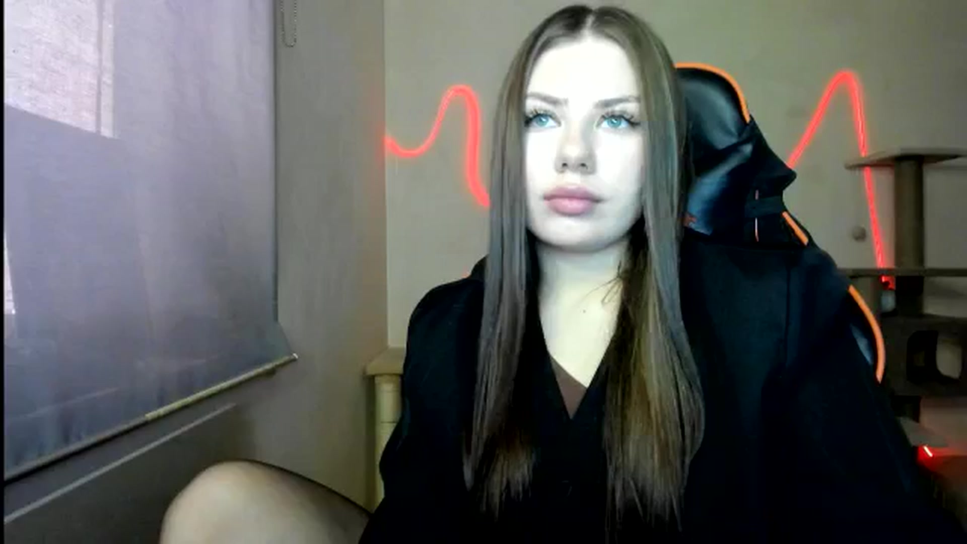 Gallery image thumbnail from FlyingDream's myfreecams stream on, 12/18/2025, 12:45 image 5 of 20