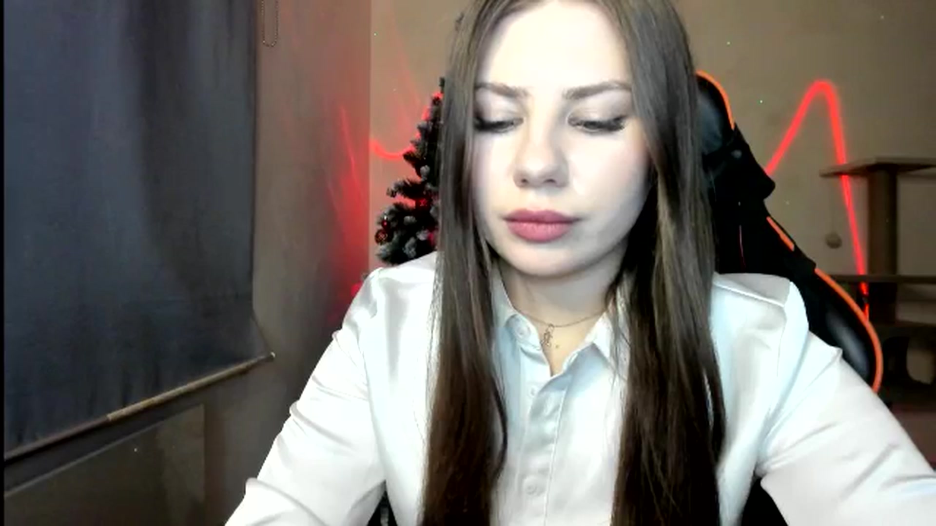 Gallery image thumbnail from FlyingDream's myfreecams stream on, 12/21/2025, 14:51 image 9 of 20