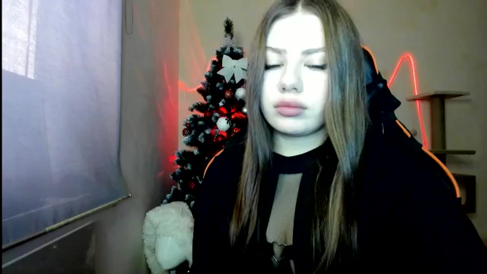 Gallery image thumbnail from FlyingDream's myfreecams stream on, 12/24/2025, 12:55 image 4 of 20