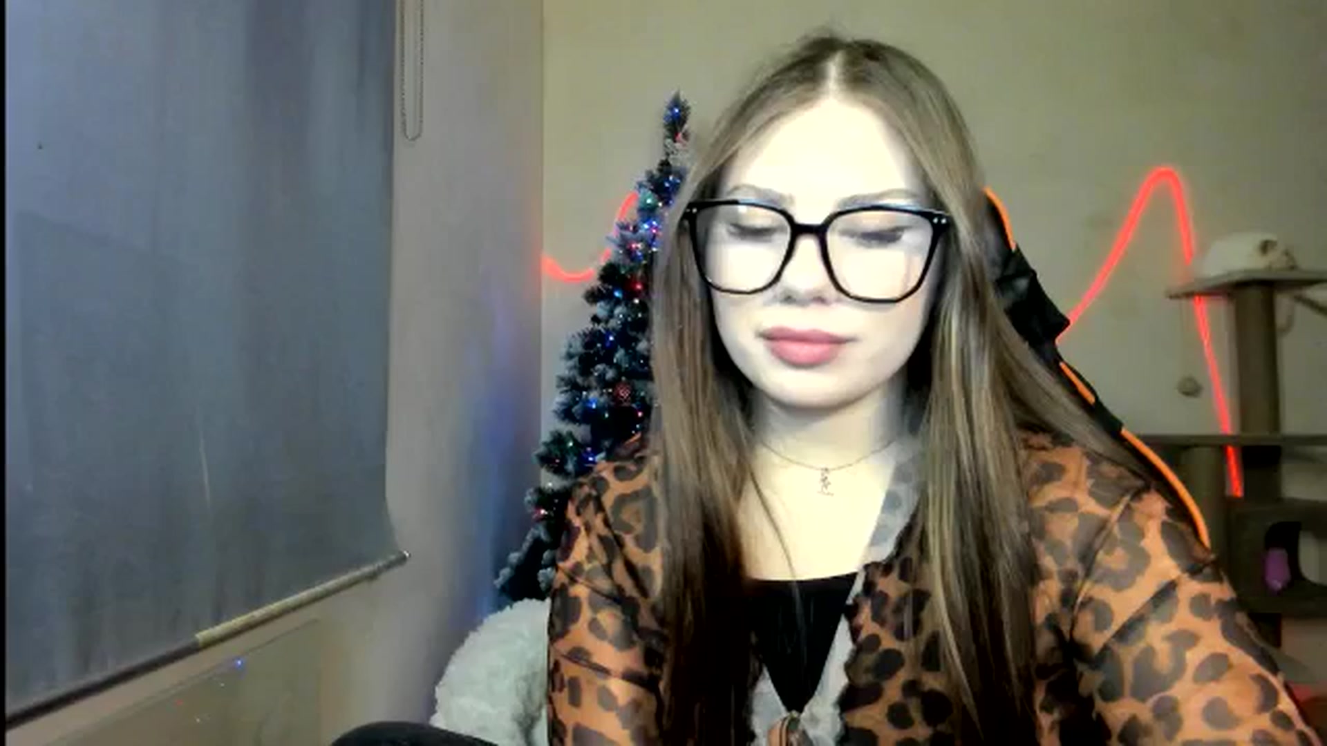 Gallery image thumbnail from FlyingDream's myfreecams stream on, 12/27/2025, 13:57 image 13 of 20