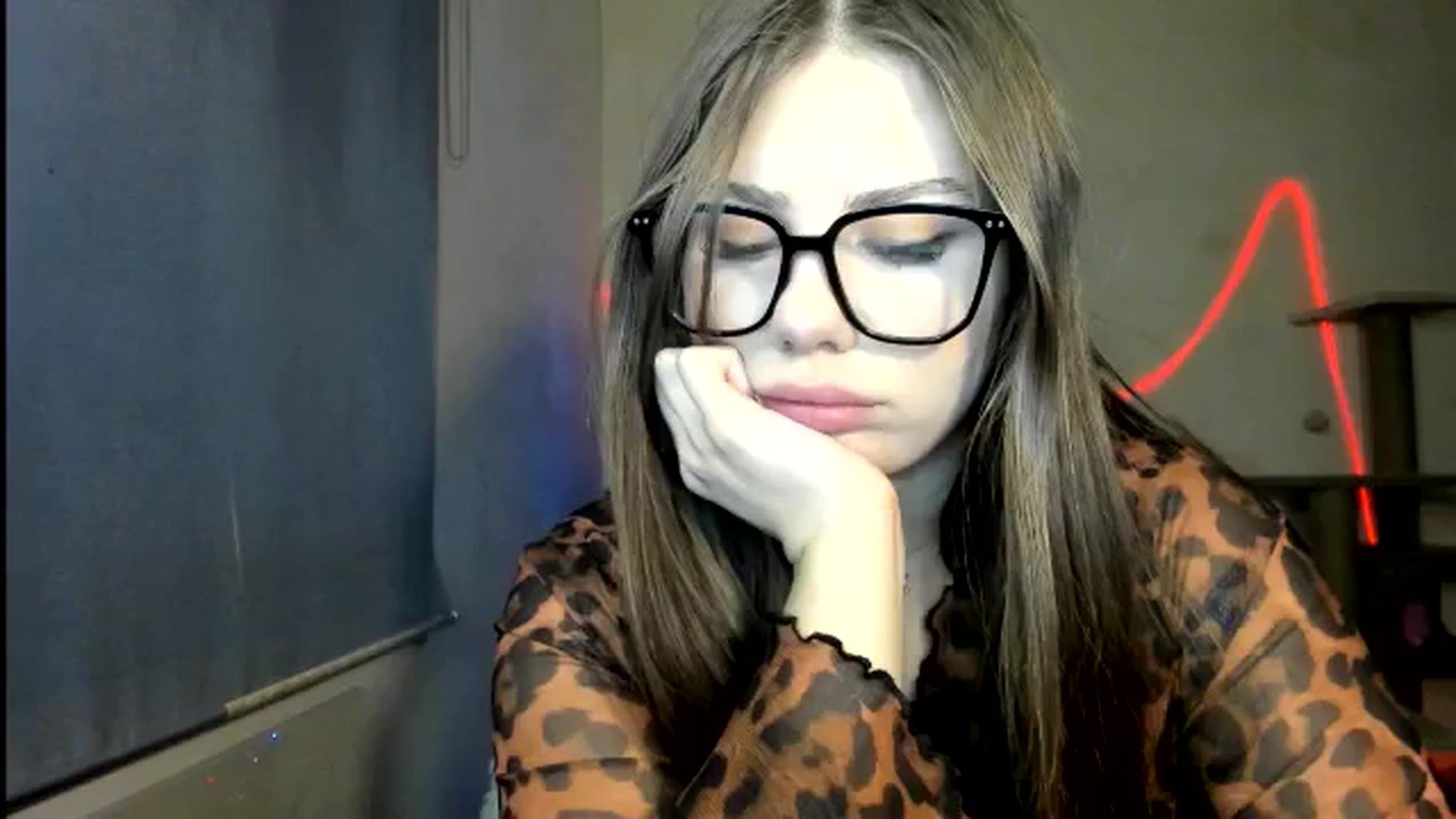 Gallery image thumbnail from FlyingDream's myfreecams stream on, 12/27/2025, 15:20 image 12 of 20