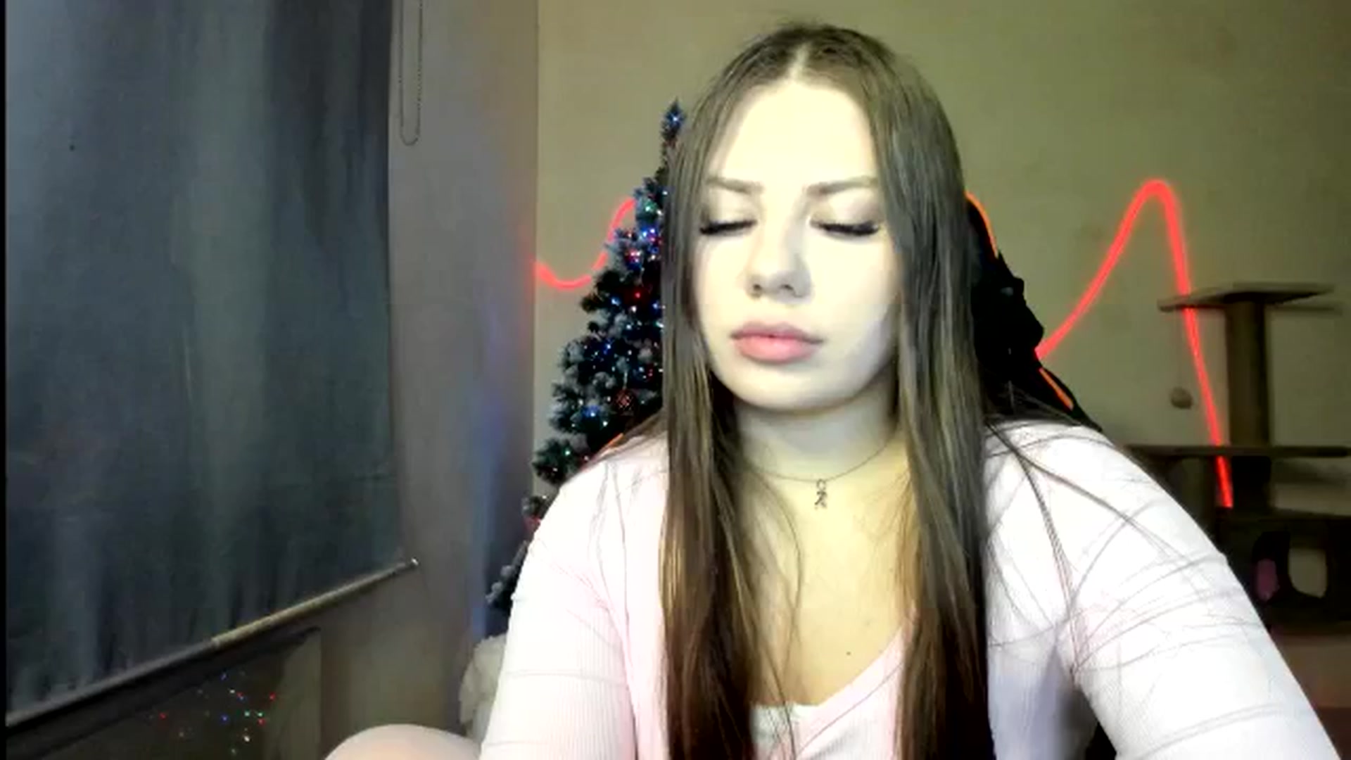 Gallery image thumbnail from FlyingDream's myfreecams stream on, 12/29/2025, 17:59 image 13 of 20