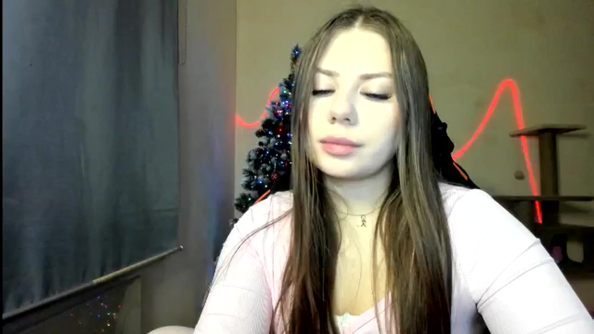 Gallery image thumbnail from FlyingDream's myfreecams stream on, 12/29/2025, 17:59 image 18 of 20